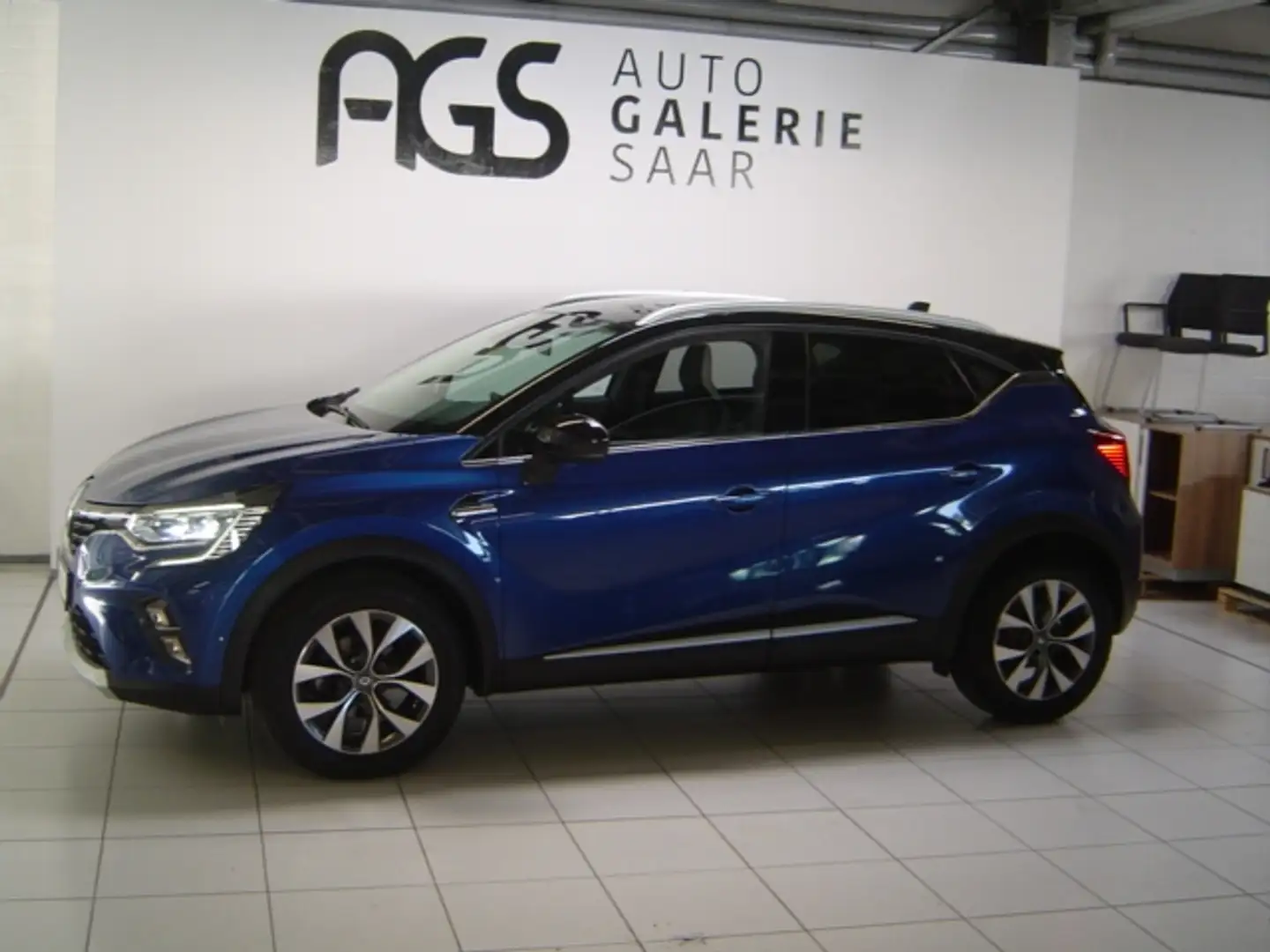 Renault Captur II Edition One 1.3 TCe 130 EU6d-T Navi  Soundsyste Blau - 1