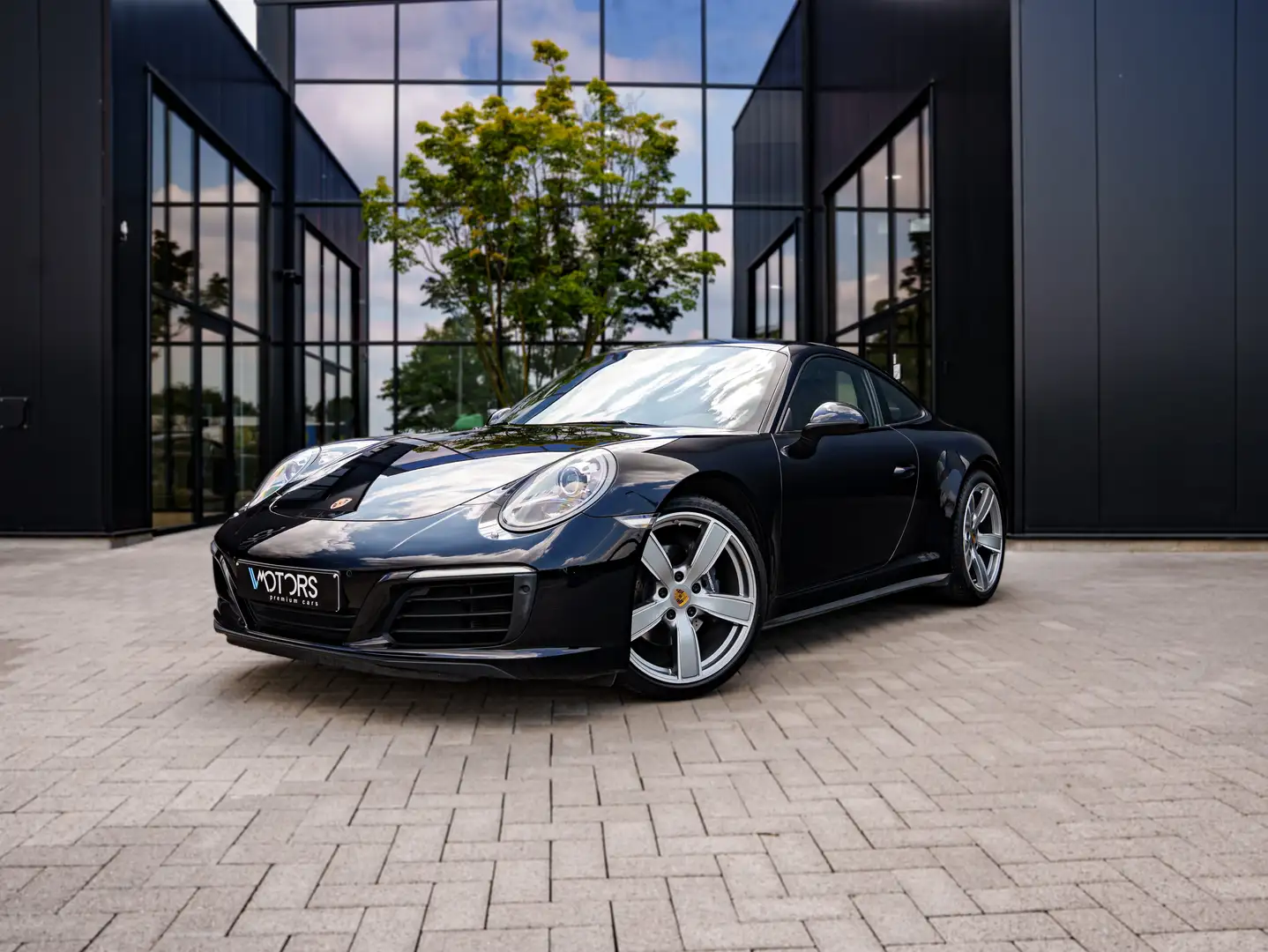 Porsche 911 991.2 Carrera 4 3.0 Turbo Coupé PDK Schwarz - 1