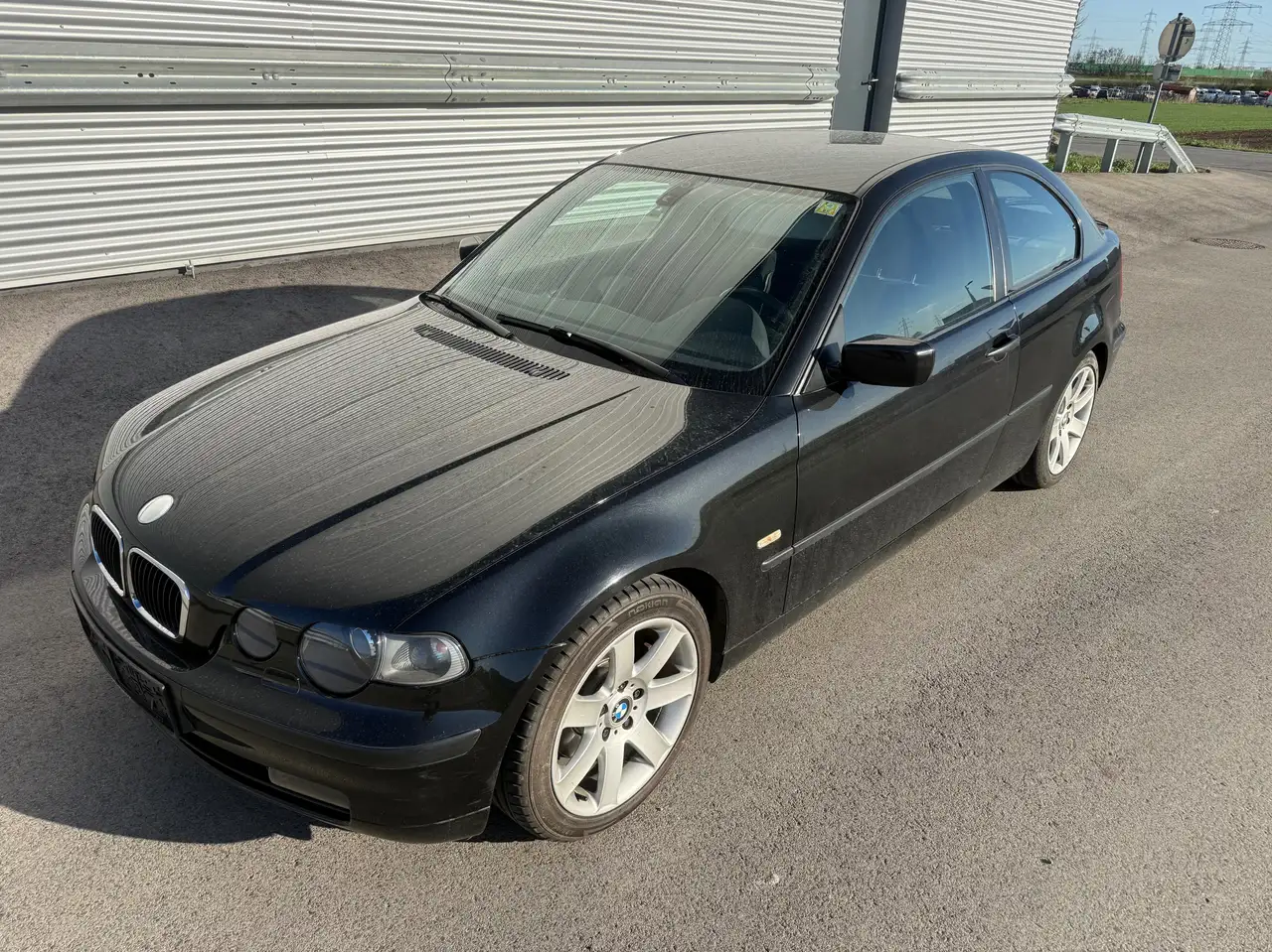 BMW 320 td compact Österreich-Paket ID:117, foto 1