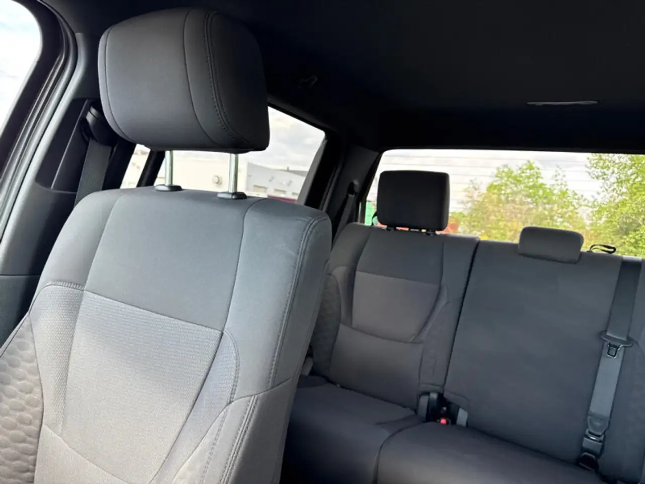 Toyota Tundra снимка Toyota Tundra