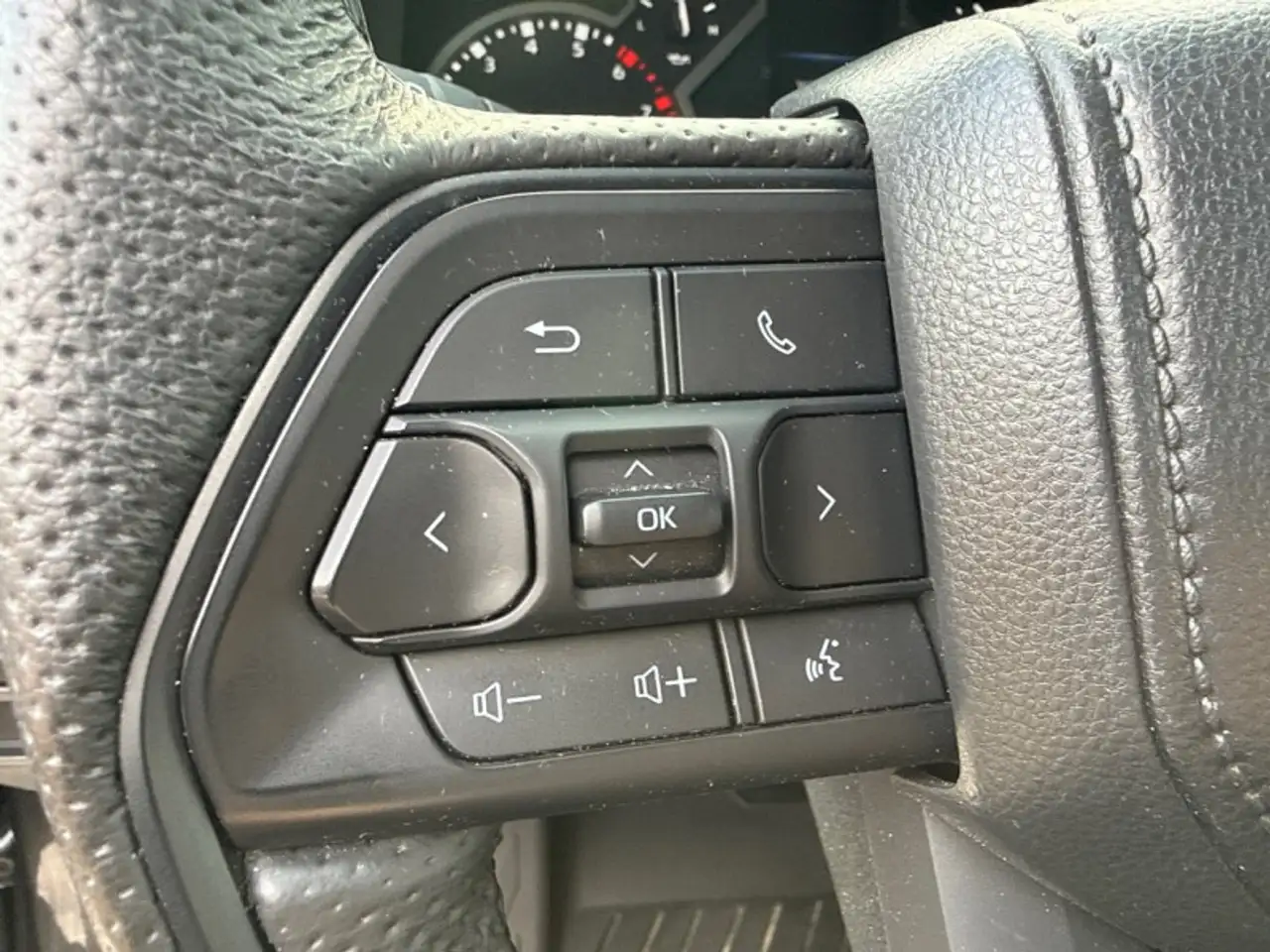Toyota Tundra снимка Toyota Tundra