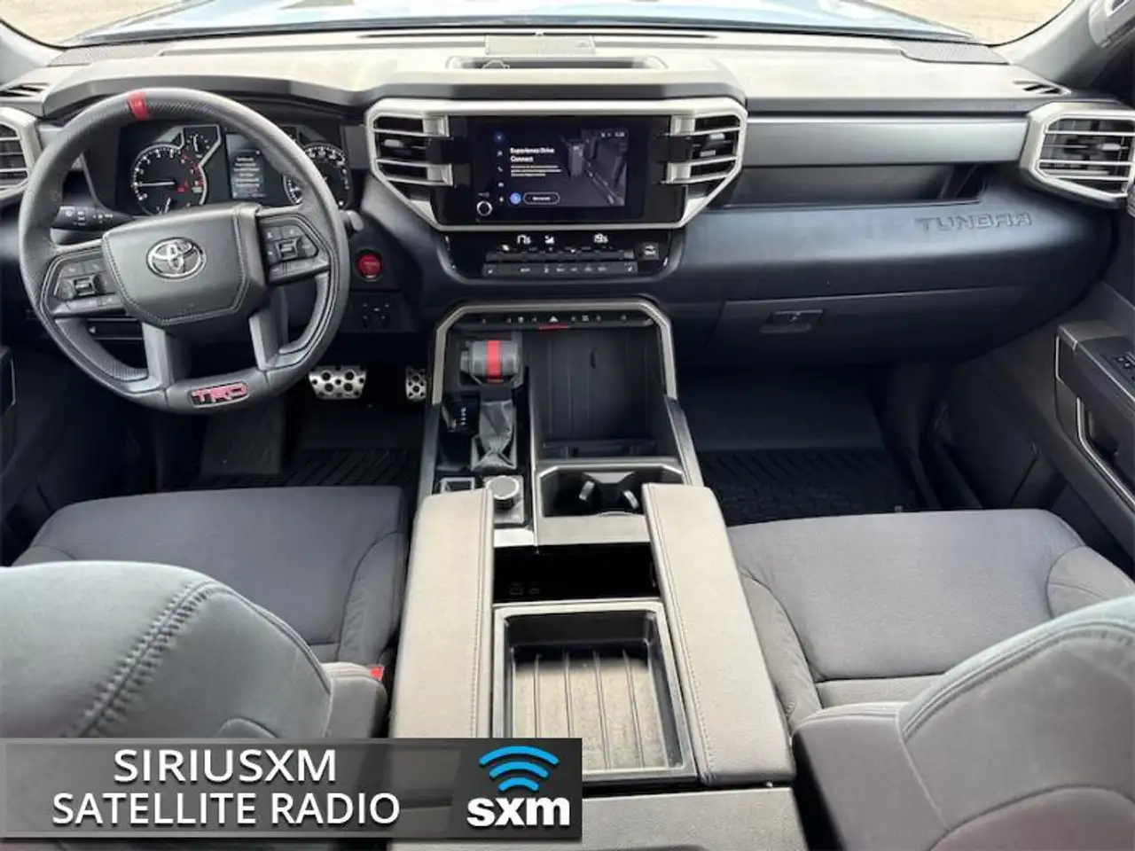 Toyota Tundra снимка Toyota Tundra