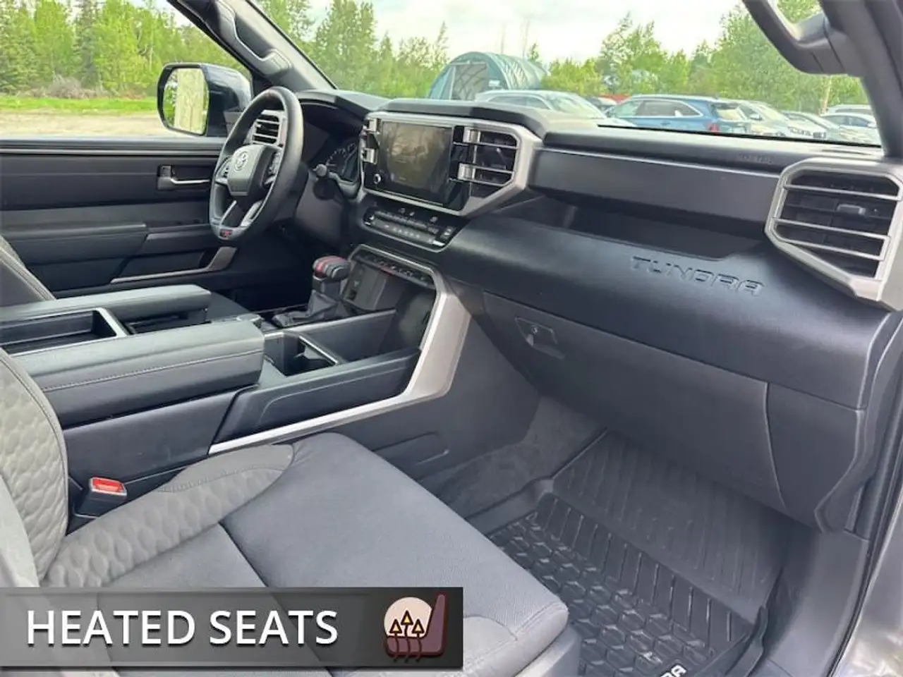 Toyota Tundra снимка Toyota Tundra