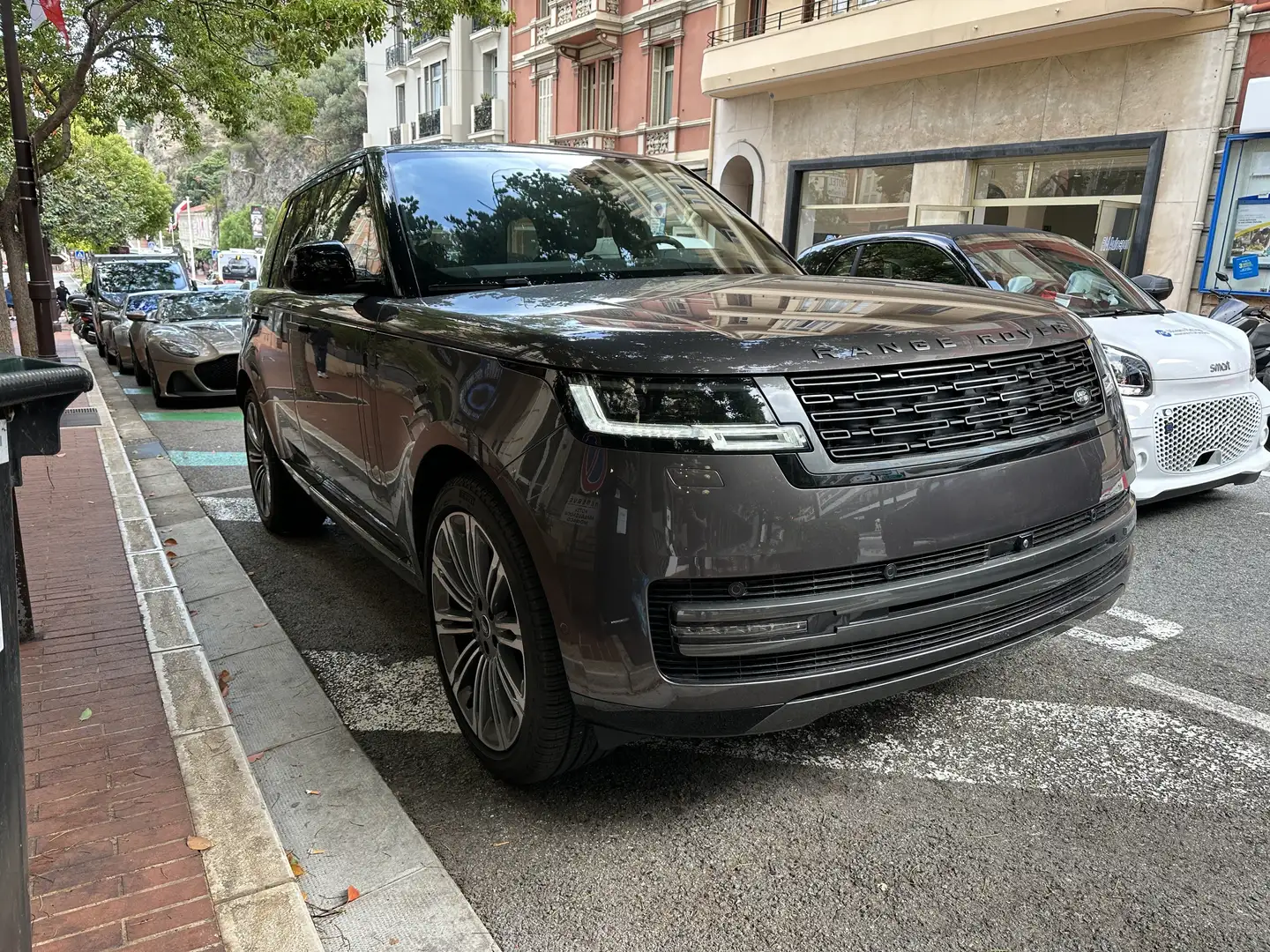Land Rover Range Rover HSE Gris - 1