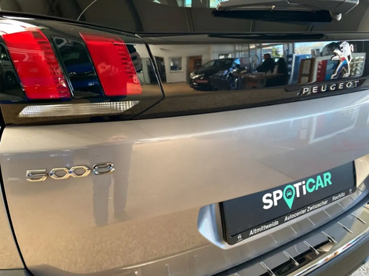 Peugeot 5008 Allure Pack Blue HDI 130 EAT8 13