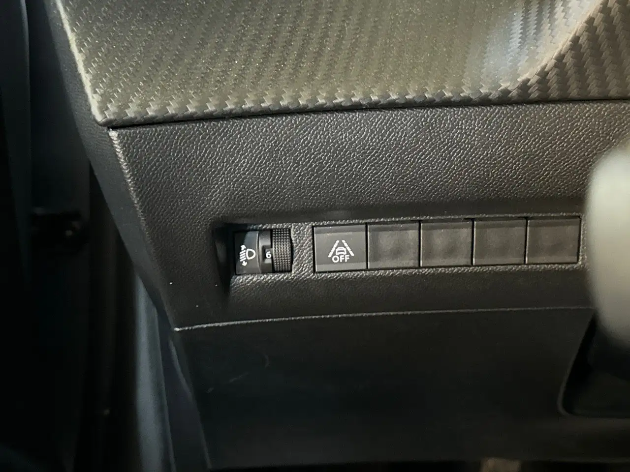 Peugeot 208 Allure PureTech 100 S/S, миниатюра 18