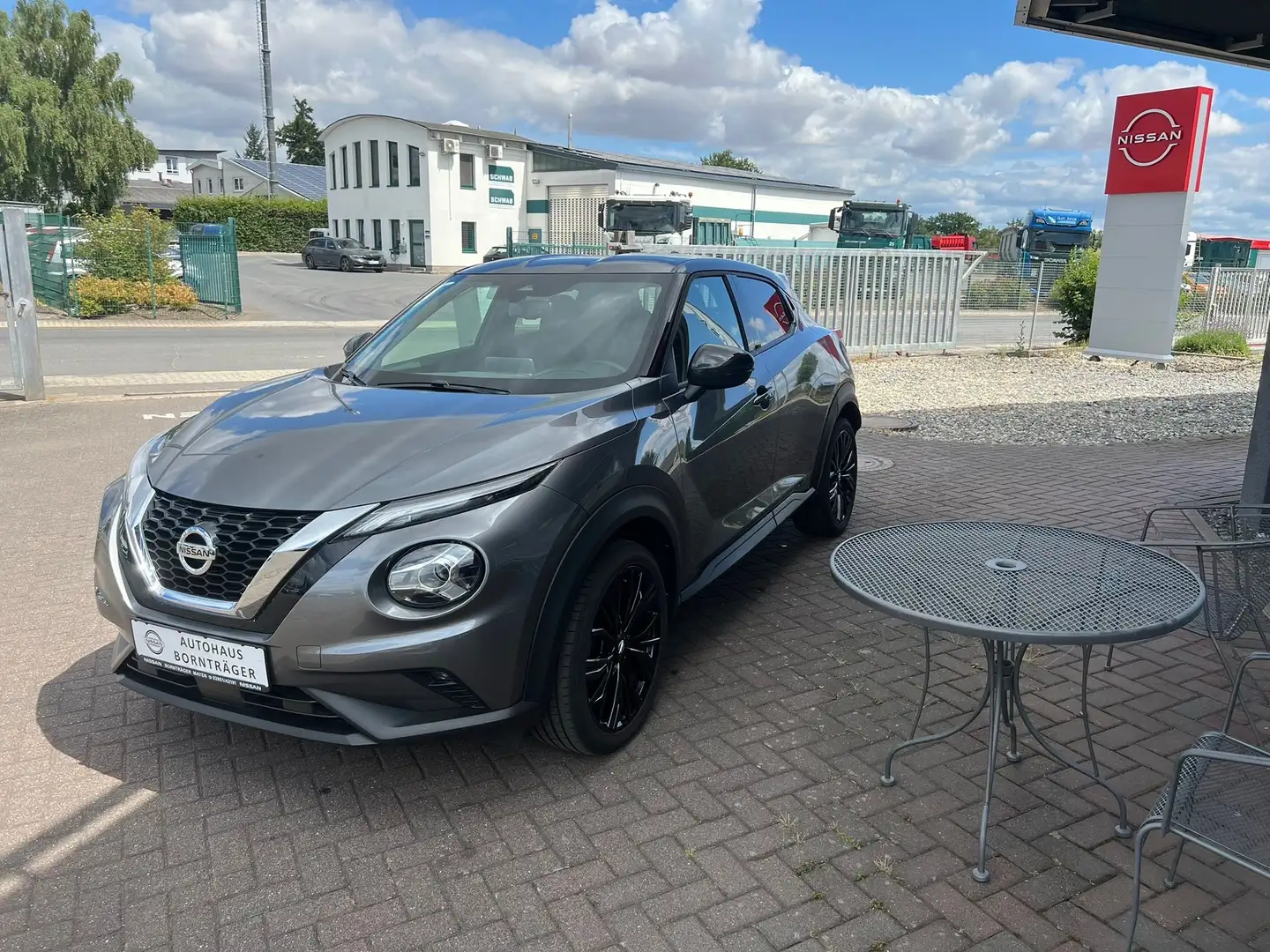 Nissan Juke Enigma Sondermodell Grijs - 1