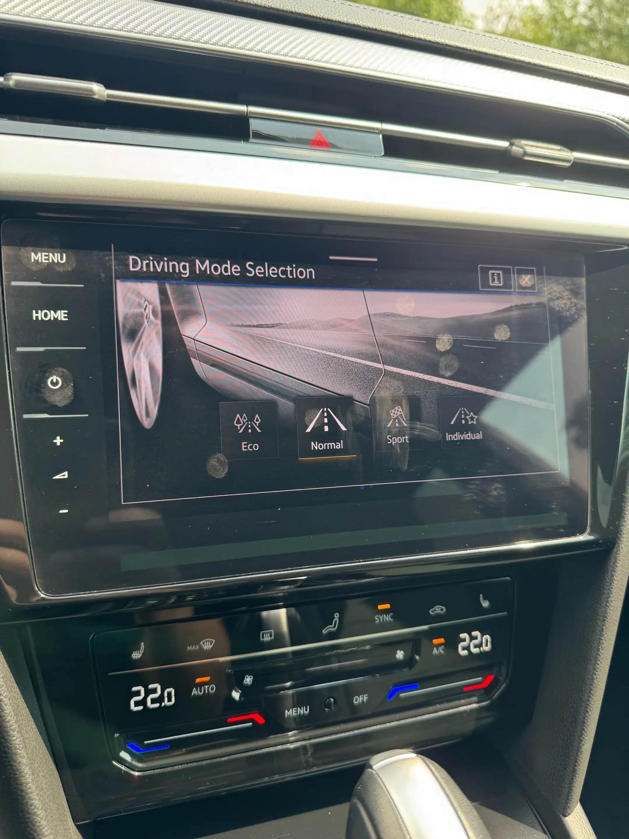 Volkswagen Arteon Shooting Brake 2.0 TDI DSG R-Line *AHK*LED* — photo 22