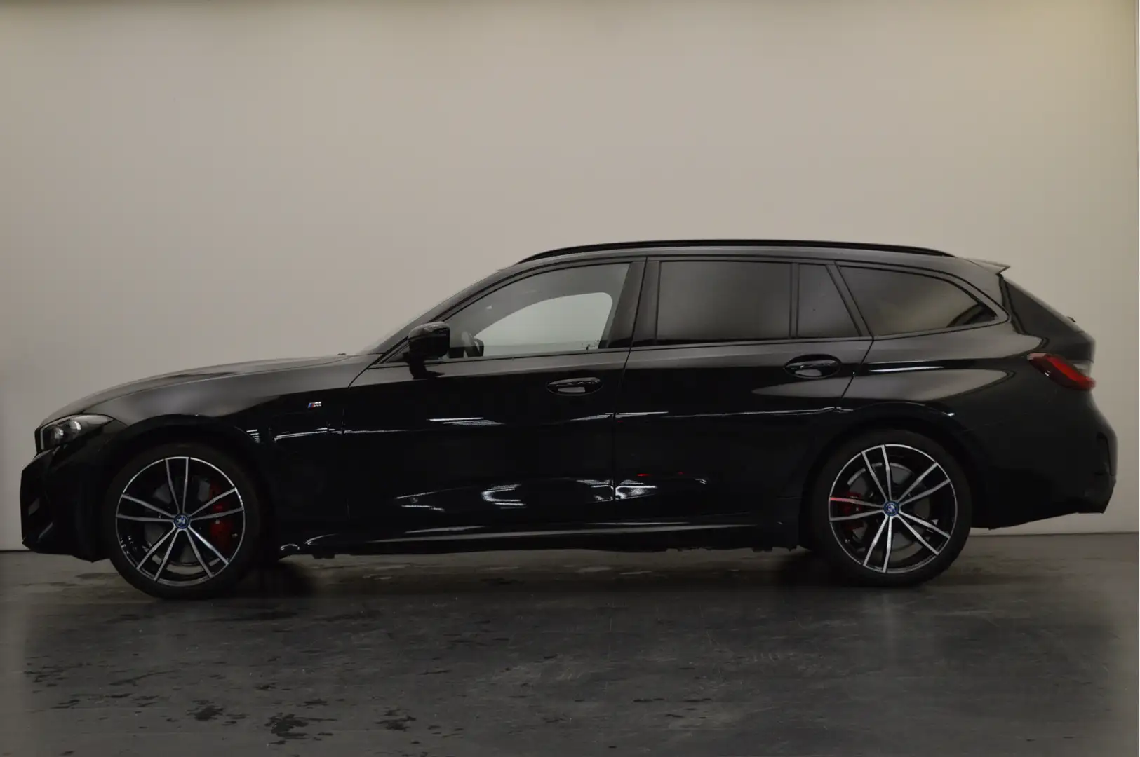 BMW 320 3 Serie Touring 320e High Executive M Sport Automa Zwart - 2