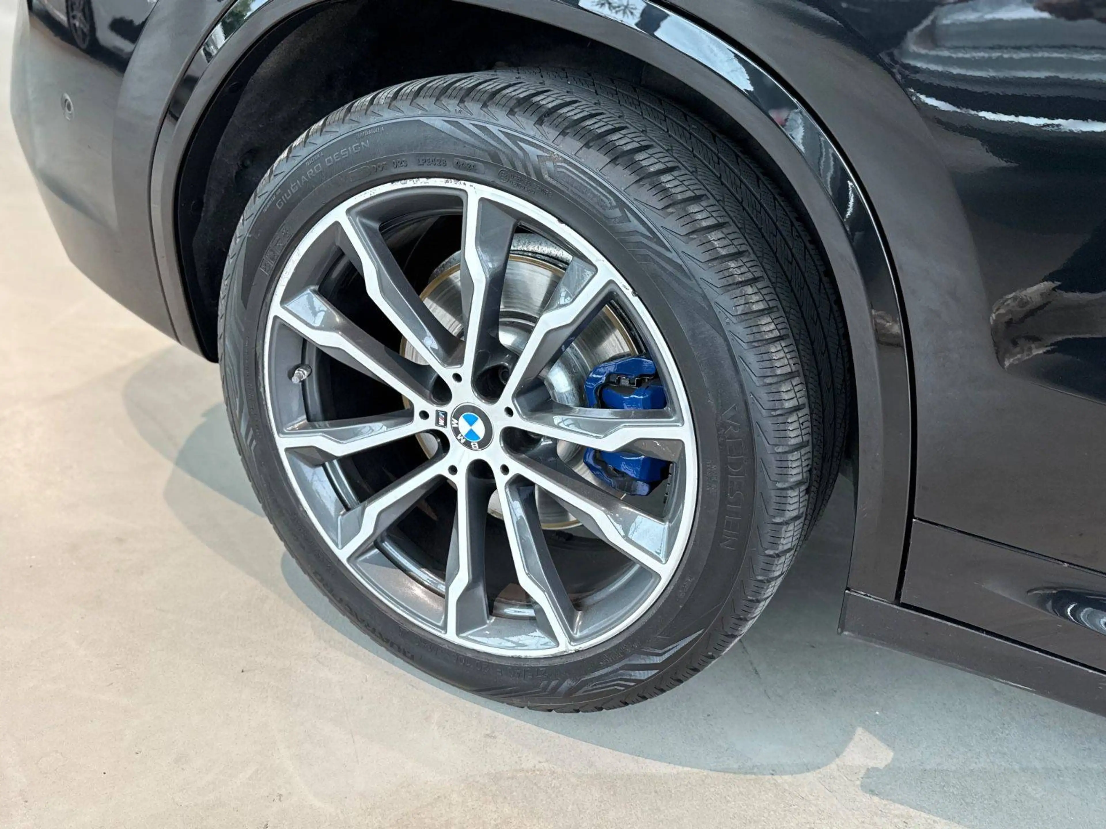 BMW X3 xDrive 30d M Sport Pano HUD 360° LiveCockpit — photo 11
