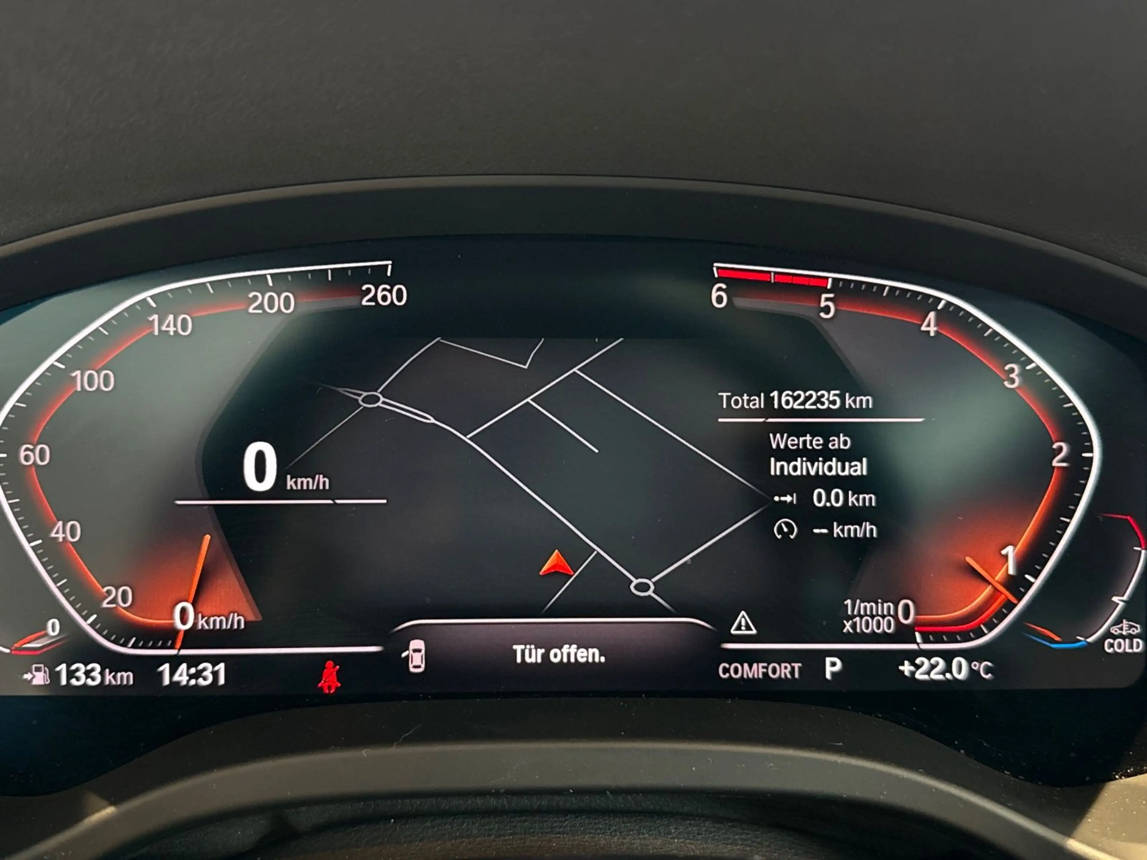 BMW X3 xDrive 30d M Sport Pano HUD 360° LiveCockpit — photo 13