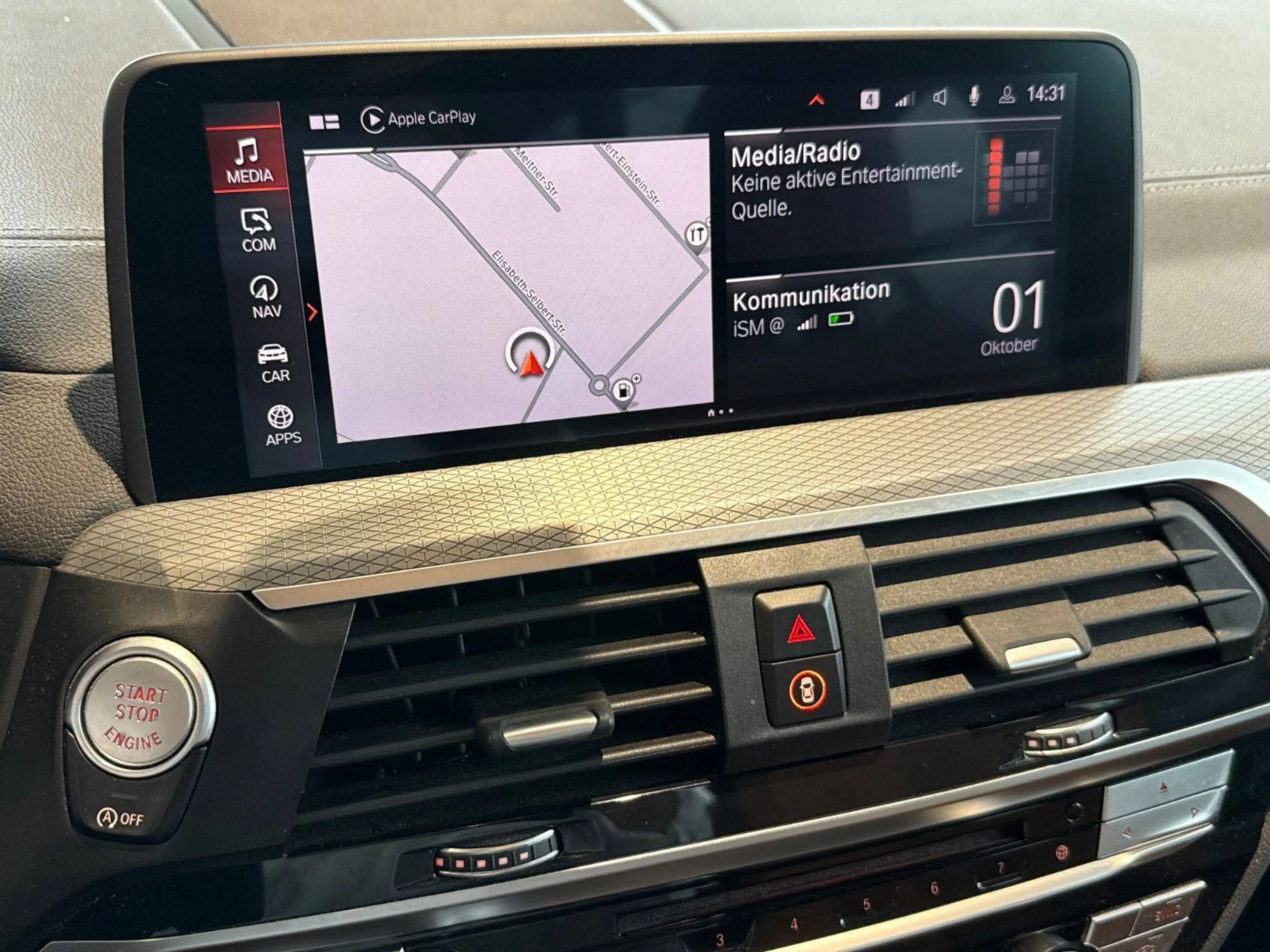 BMW X3 xDrive 30d M Sport Pano HUD 360° LiveCockpit — photo 14