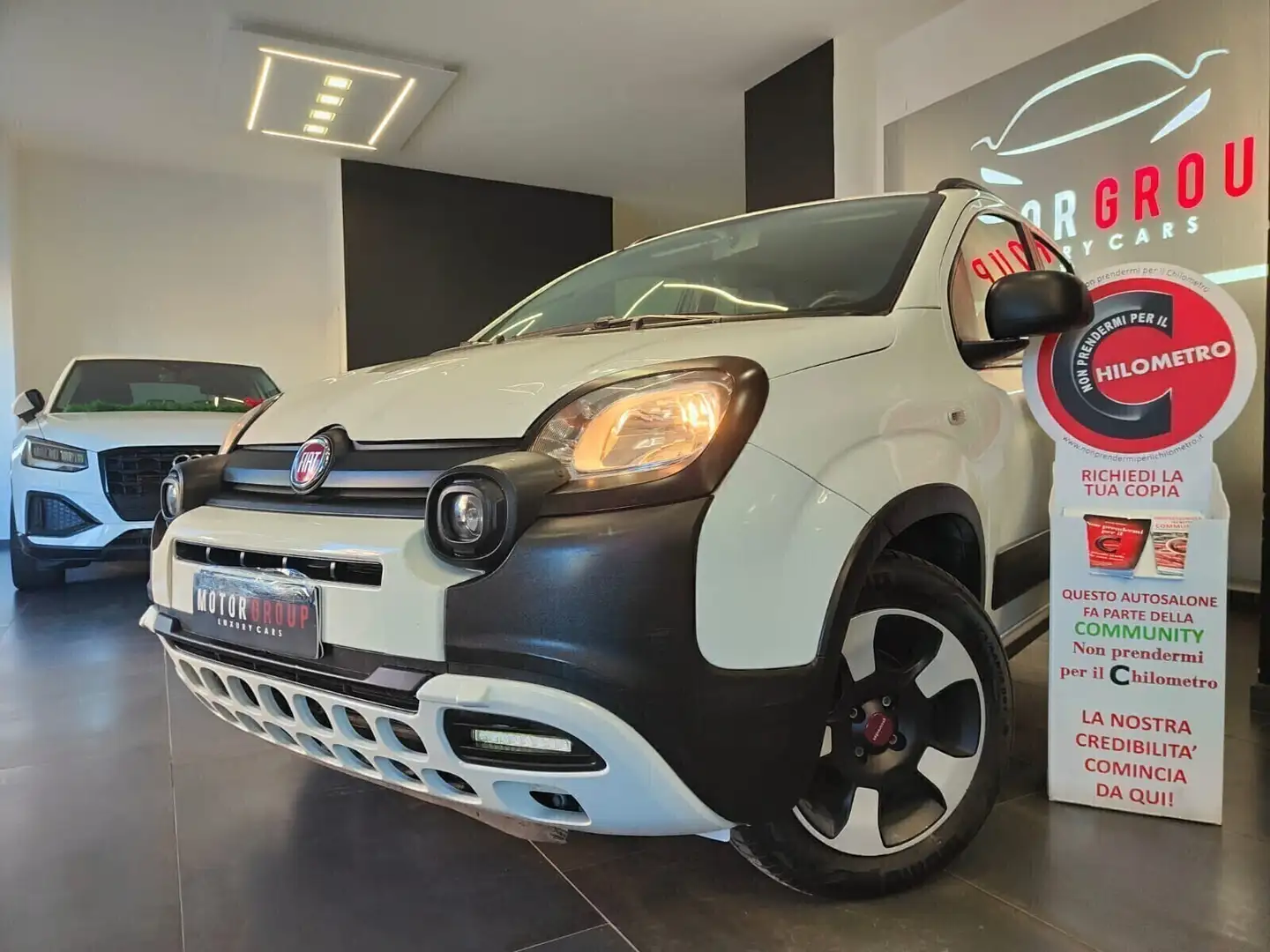Fiat Panda 1.0 FireFly S&S Hybrid City Cross Bianco - 1