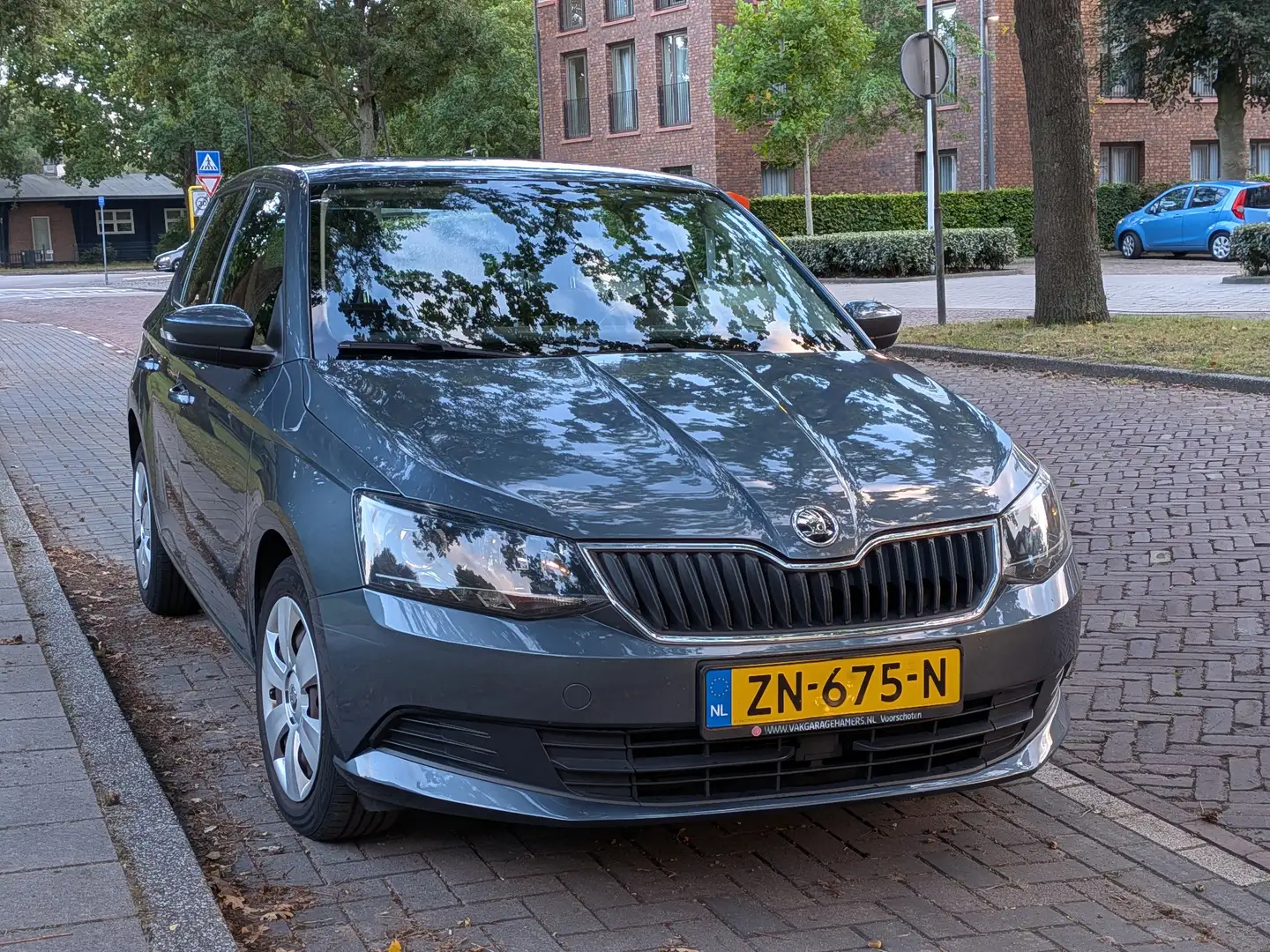 Skoda Fabia Fabia 1.0 Style Grijs - 1