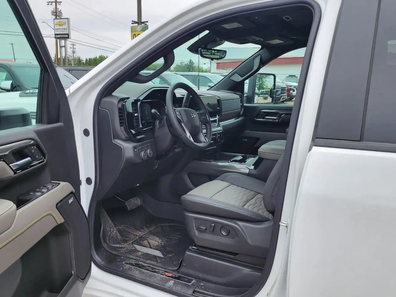 Chevrolet Silverado 2500 photo Chevrolet Silverado 2500