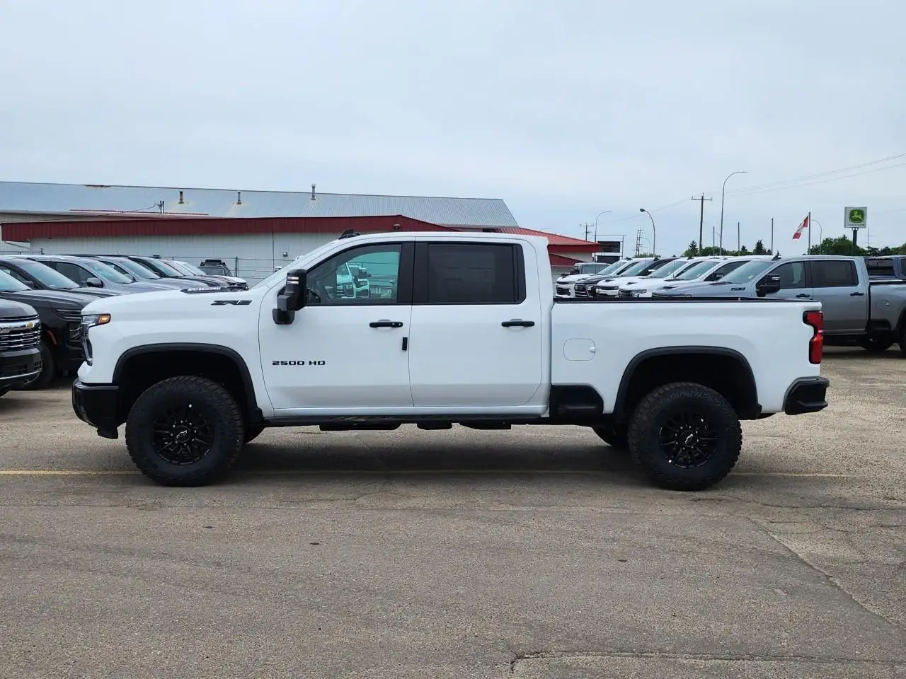 Chevrolet Silverado 2500 photo Chevrolet Silverado 2500