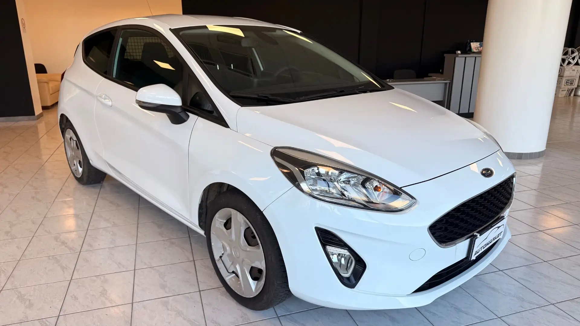 Ford Fiesta 1.5 TDCi 85 CV 3 porte Van Trend Blanco - 2