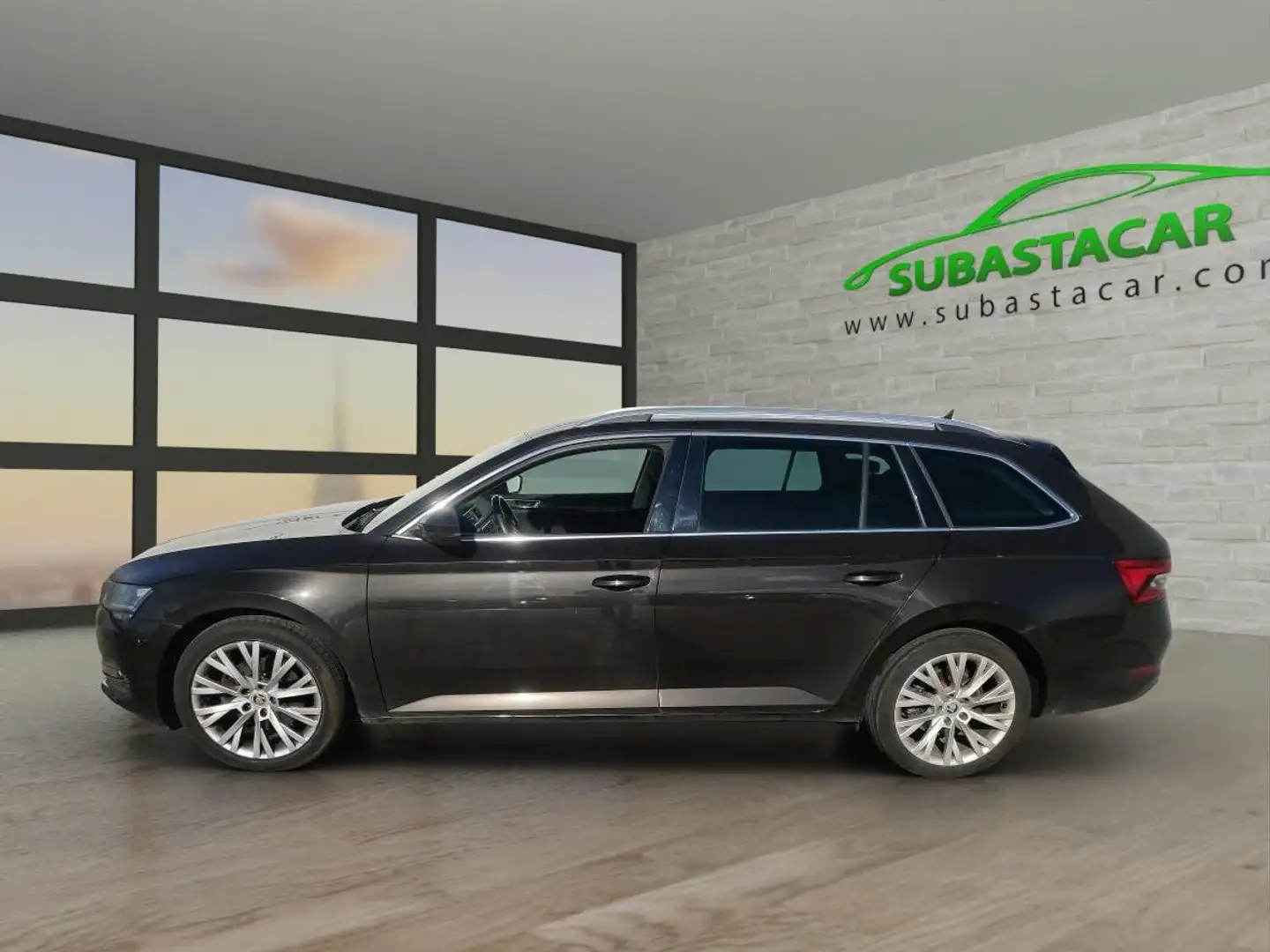 Skoda Superb Combi 2.0TDI AdBlue Style DSG 110kW Bruin - 1