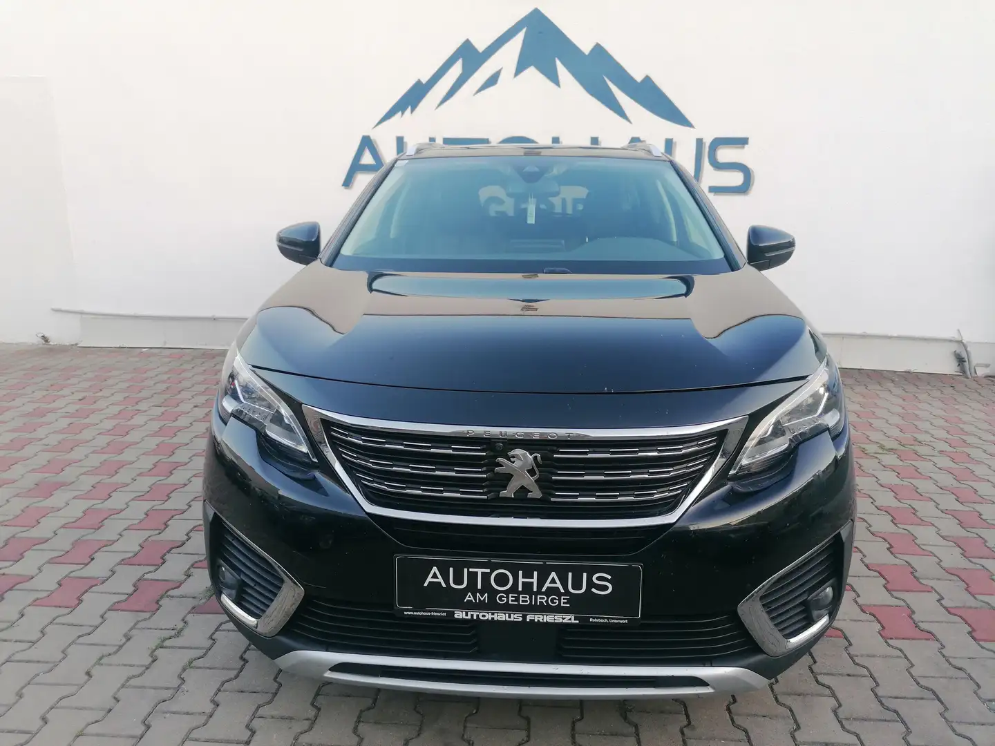 Peugeot 5008 Allure Schwarz - 1