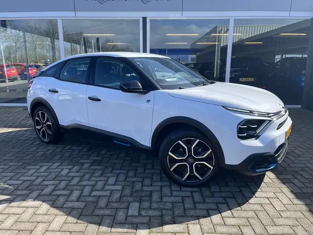 Citroen E-C4 Electric Feel 50 kWh 136pk/Camera/Carplay / Lmv / Cruise /