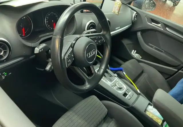 Audi A3 view 6