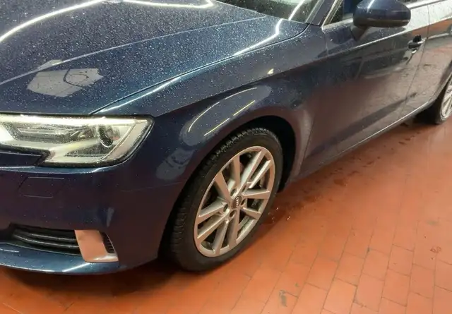 Audi A3 view 4