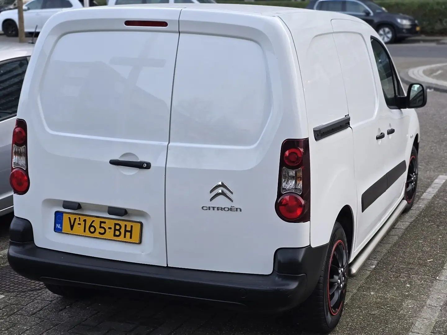 Citroen Berlingo 1.6 BlueHDI 100 BuEc Wit - 2