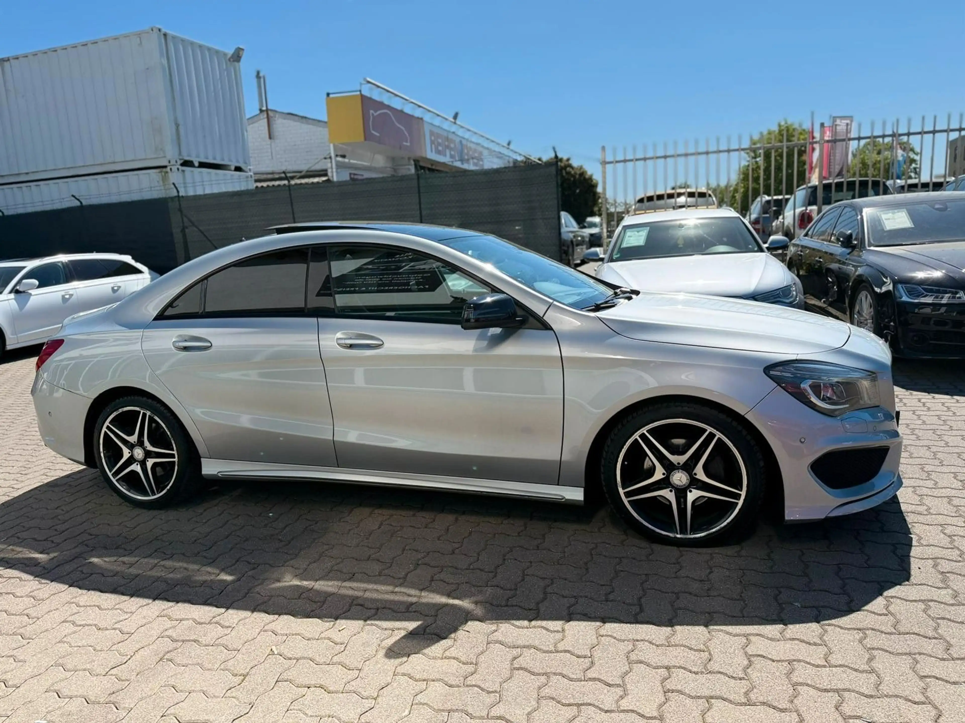 Mercedes-Benz CLA 200 *AMG-LINE*PANO*KAMERA*TEMPOMAT*NAVI* — photo 7