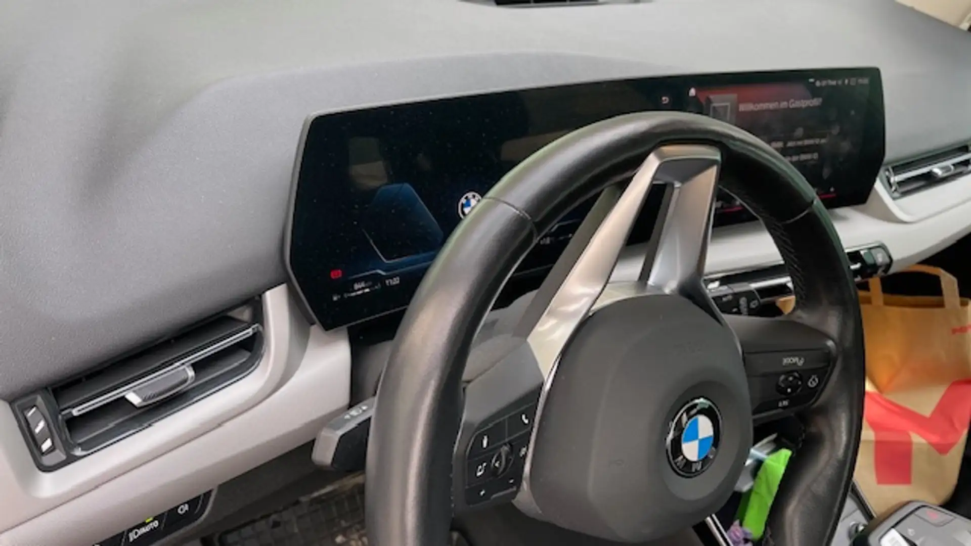 BMW 218 218d Actavia Tourer Aut. Schwarz - 2