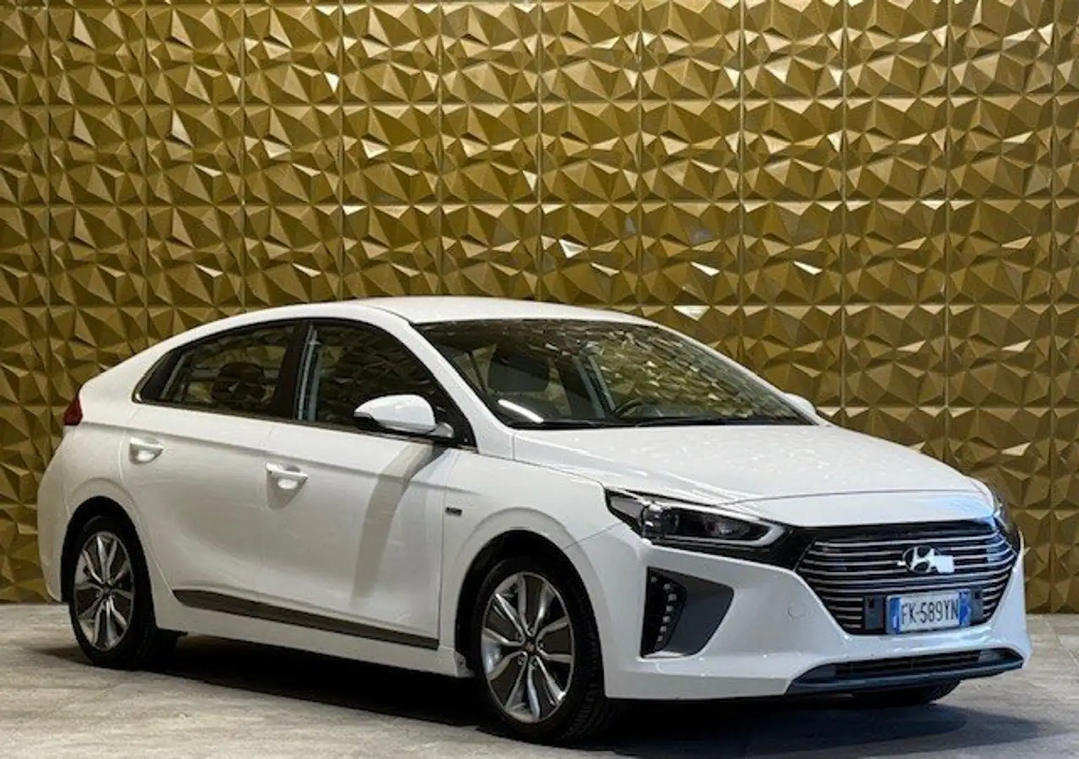Hyundai IONIQ Ioniq 1.6 hybrid Style 6dct Weiß - 2