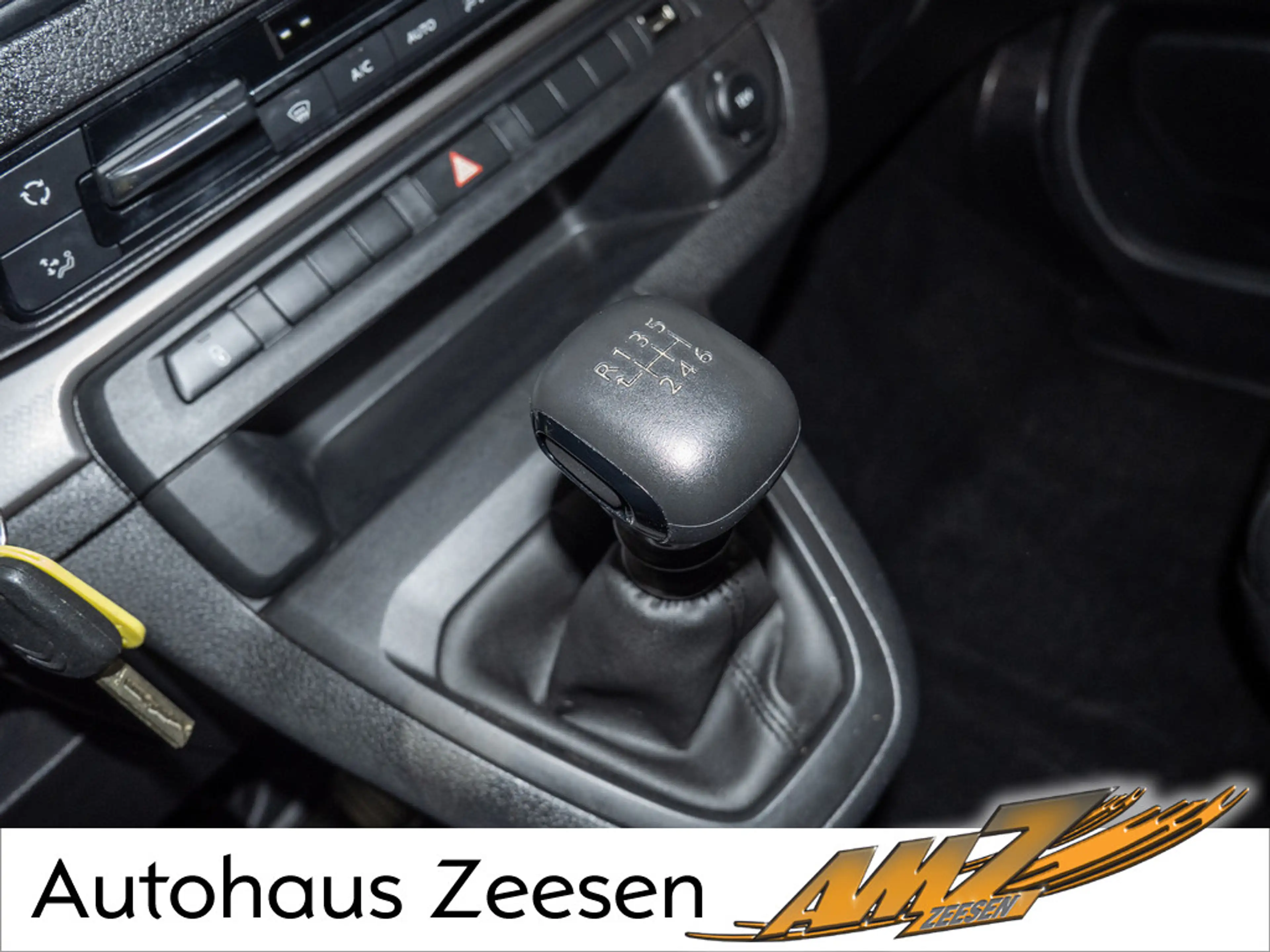 Citroen Spacetourer M BlueHDi 145 Feel KAMERA PDC AHK — photo 11