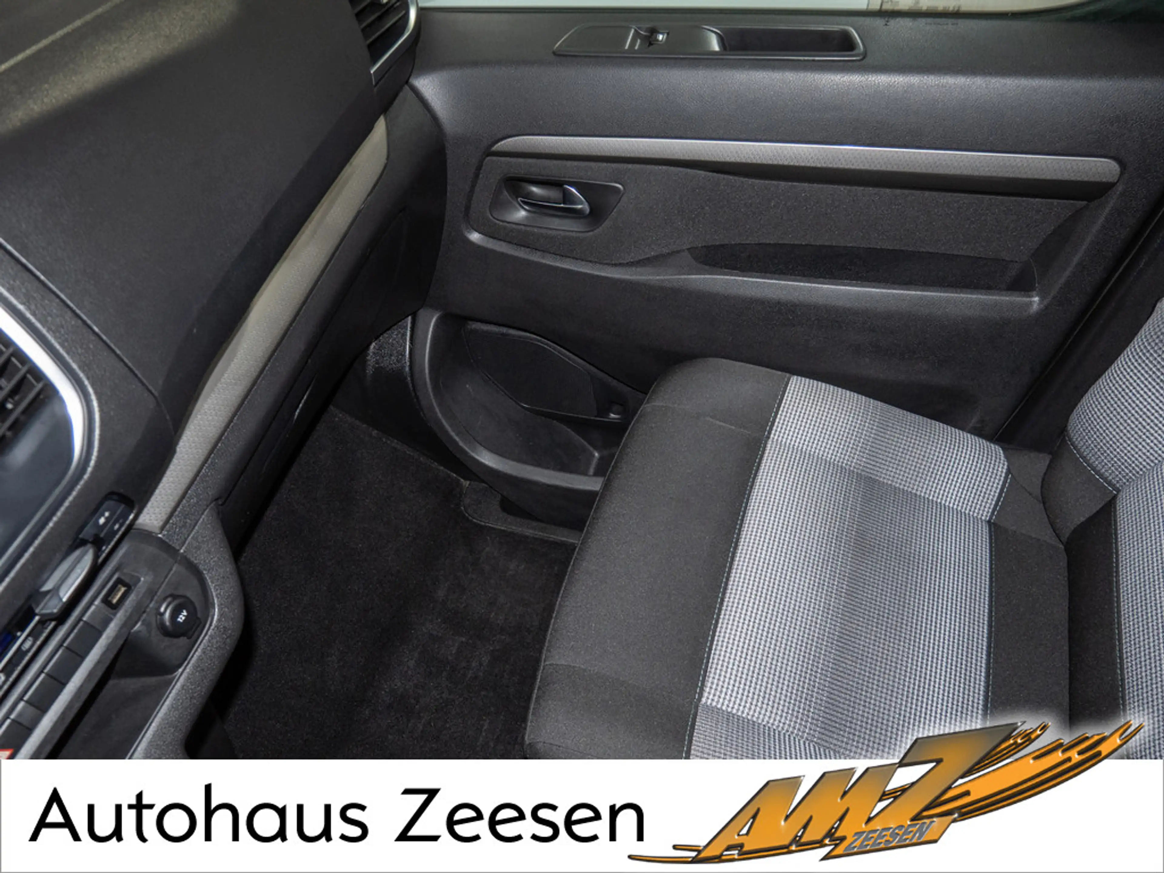 Citroen Spacetourer M BlueHDi 145 Feel KAMERA PDC AHK — photo 12