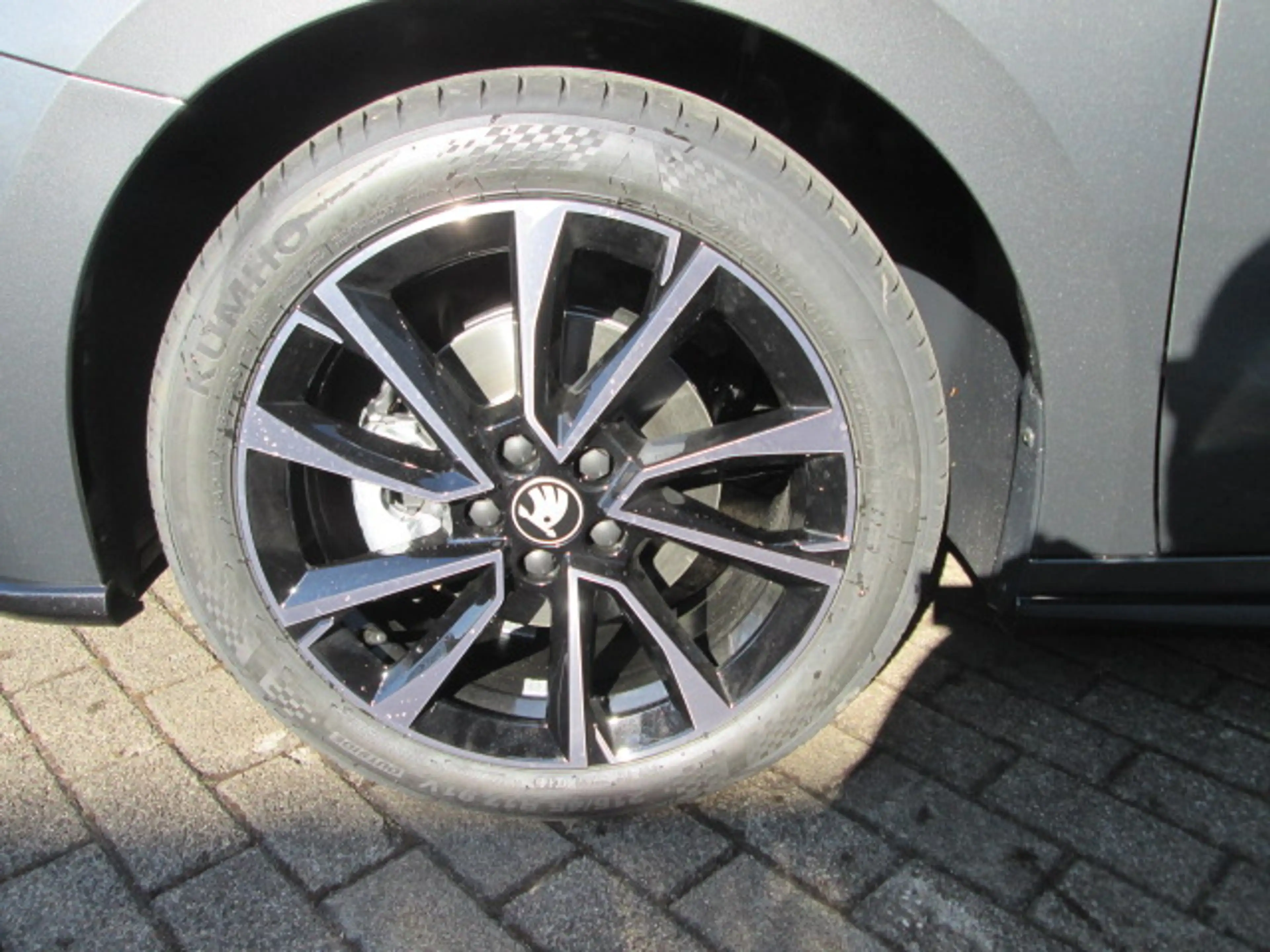 Skoda Fabia Fabia IV 1.5 TSI DSG Monte Carlo*Kamera*Garantei*SHZ*LKHZ — photo 4