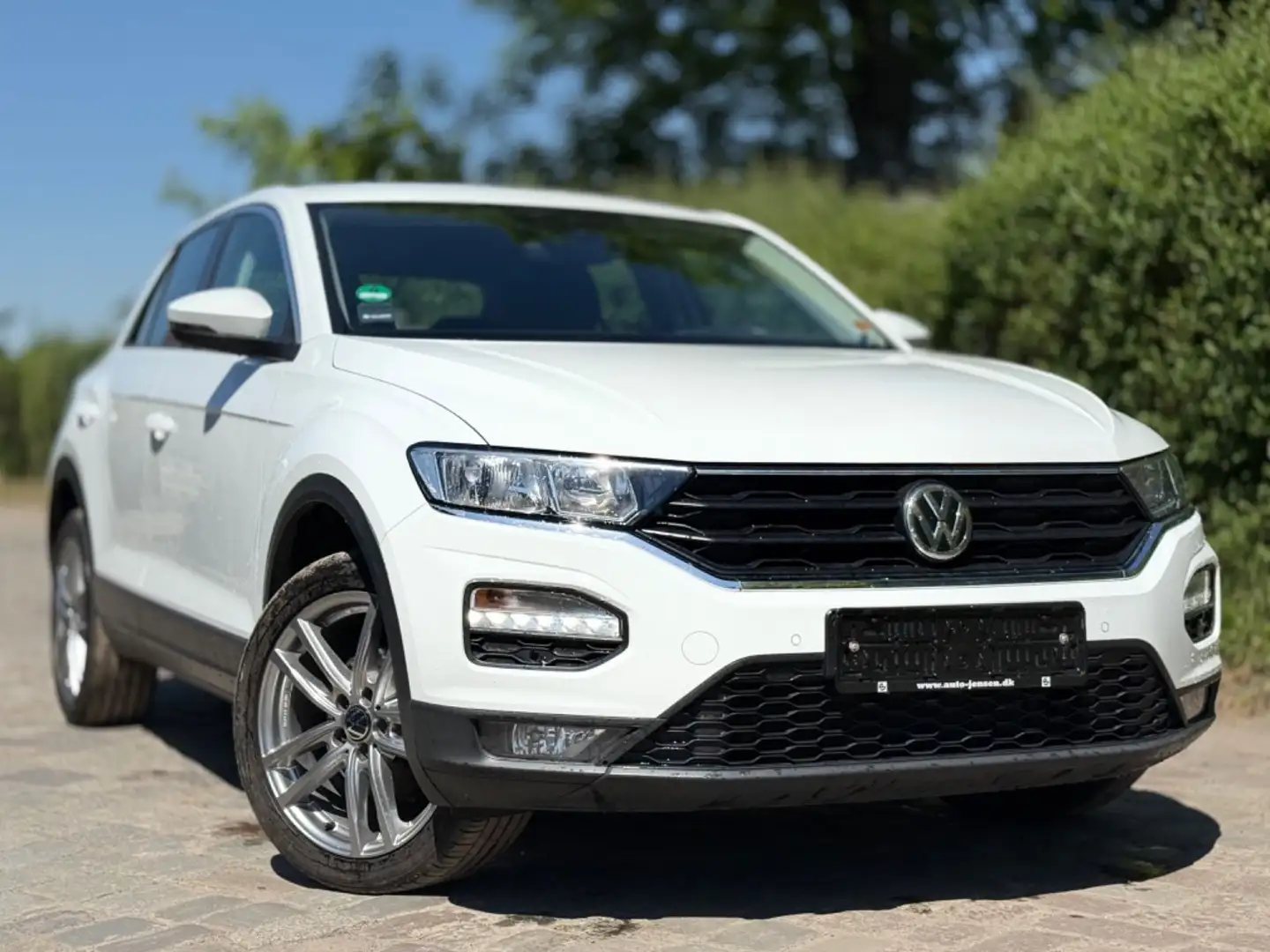 Volkswagen T-Roc Basis*1ERH*NAV*ACC*AHK* Weiß - 1