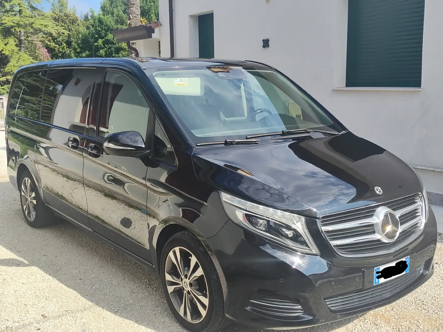 Mercedes-Benz V 250 d (cdi bt) Premium L auto Noir - 1