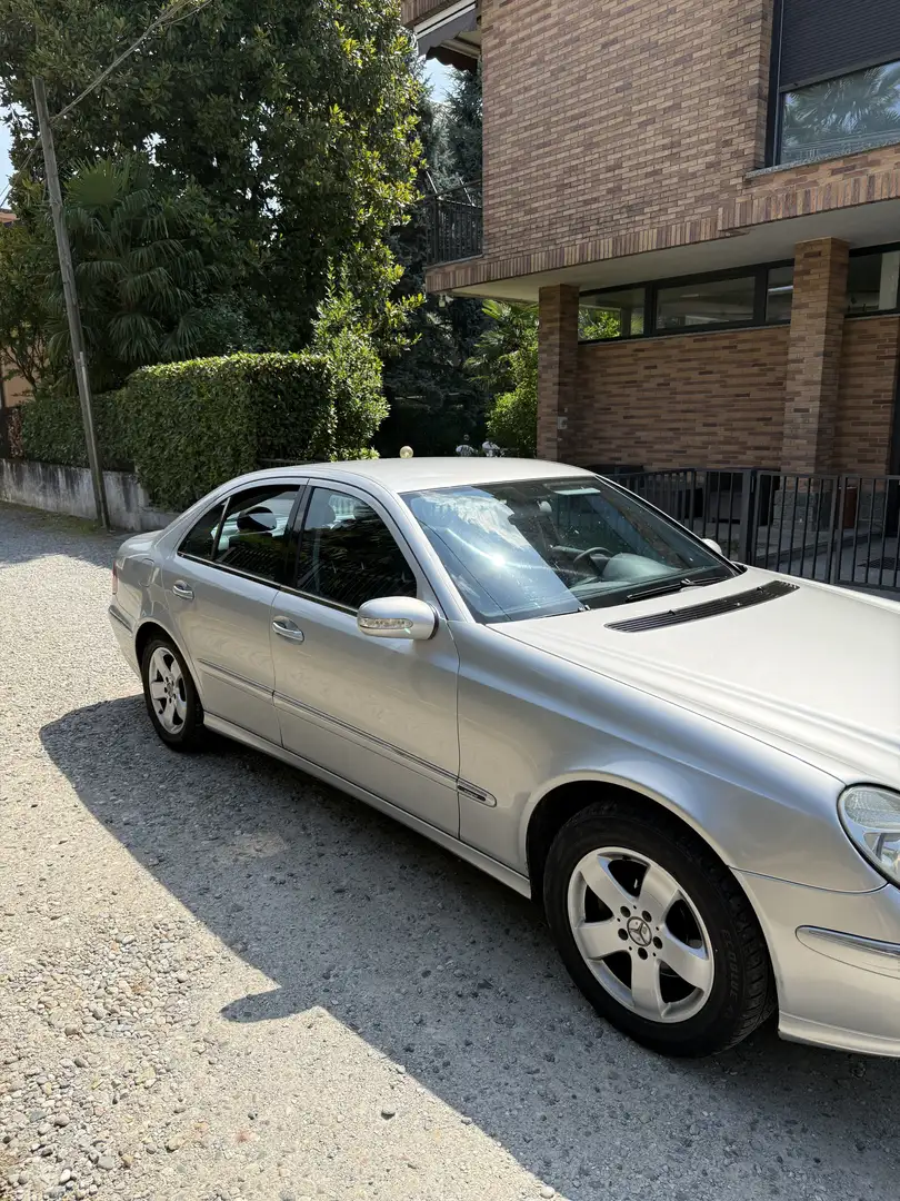 Mercedes-Benz E 270 CDI Avantgarde - 2