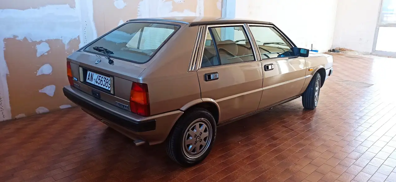 Lancia Delta 1.3 RST LX 5m, foto 4