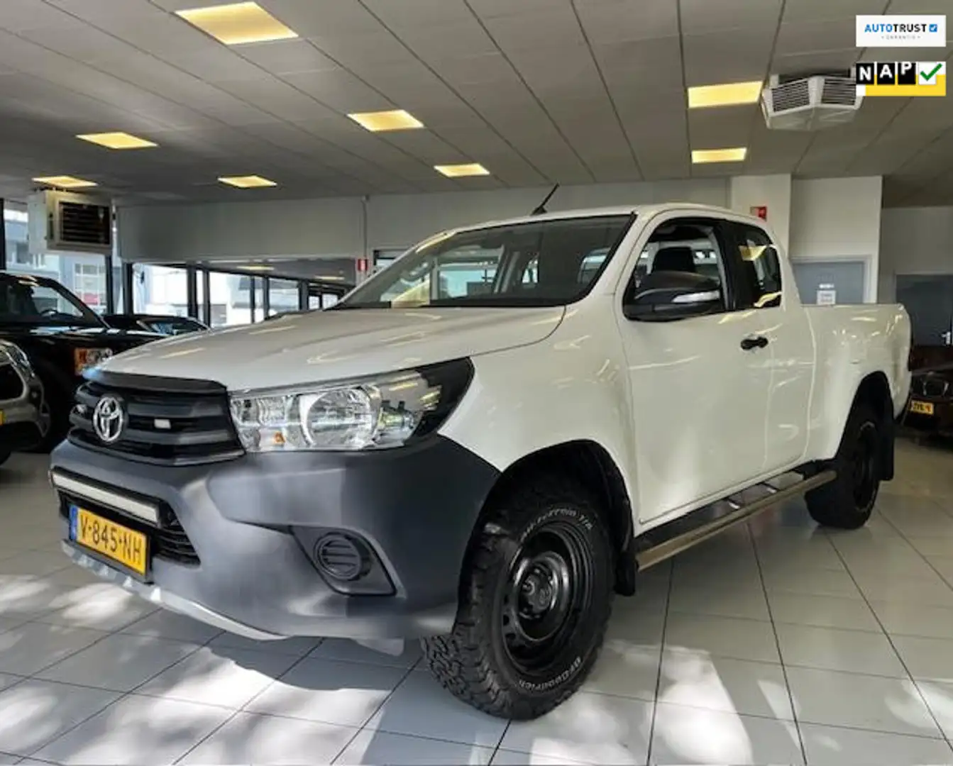 Toyota Hilux 2.4 D-4D-F Xtra Cab Cool Comfort 4X4/1e Eigenaar/N - 1