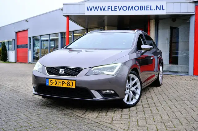 SEAT Leon ST 1.6 TDI Style Business Ecomotive Clima|Cruise|N