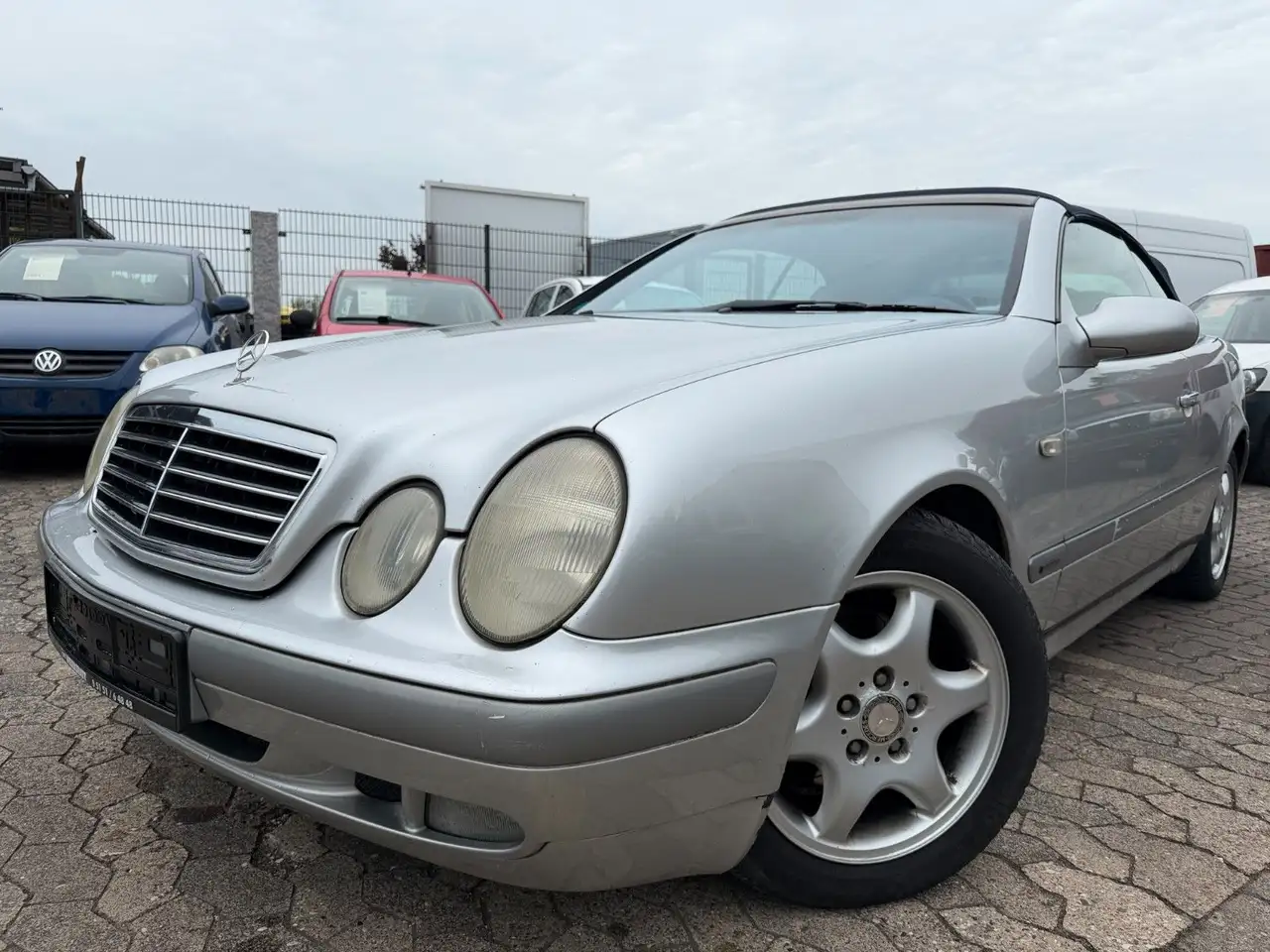Mercedes-Benz CLK 200 Cabrio Autom,Klima,Leder,AHK,PDC, foto 1