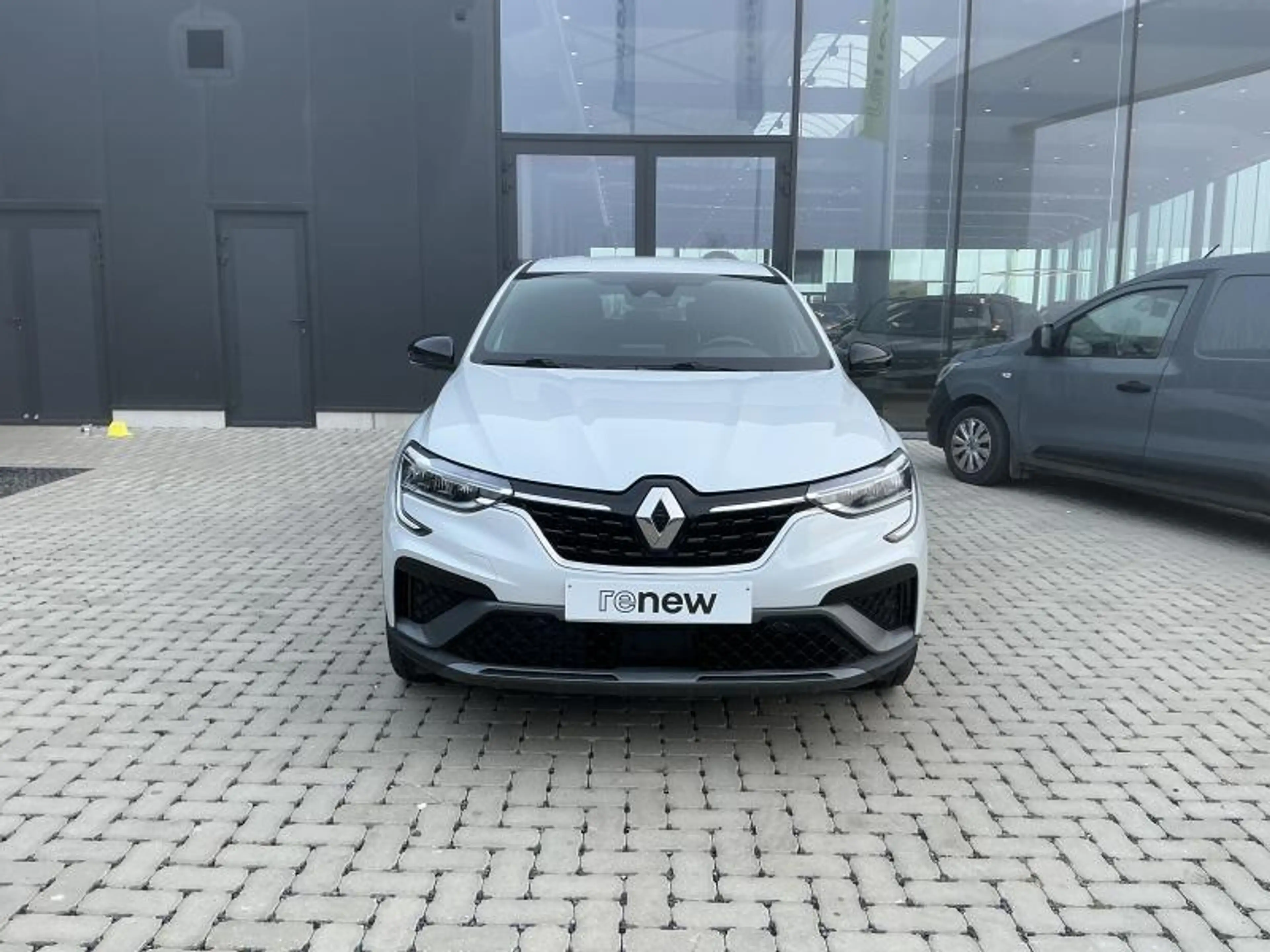Renault Arkana E-TECH RS LINE — photo 2
