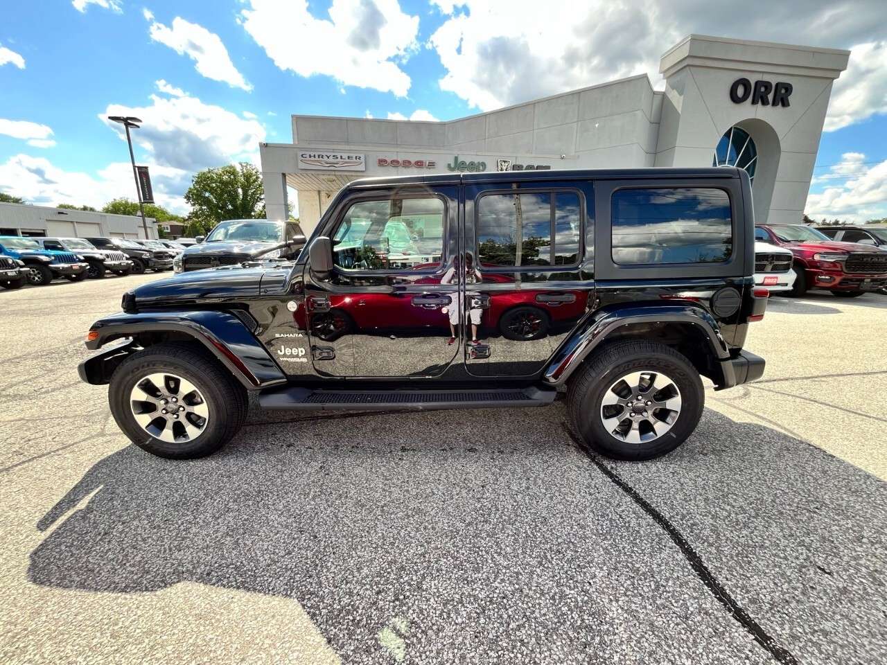 2021 Jeep Wrangler Unlimited Sahara 4x4 — снимка 1