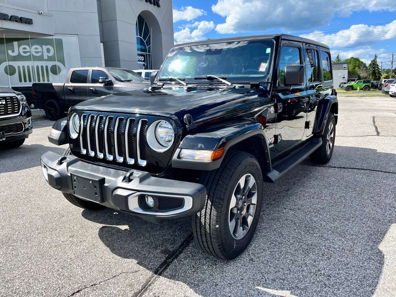 2021 Jeep Wrangler Unlimited Sahara 4x4 — снимка 1