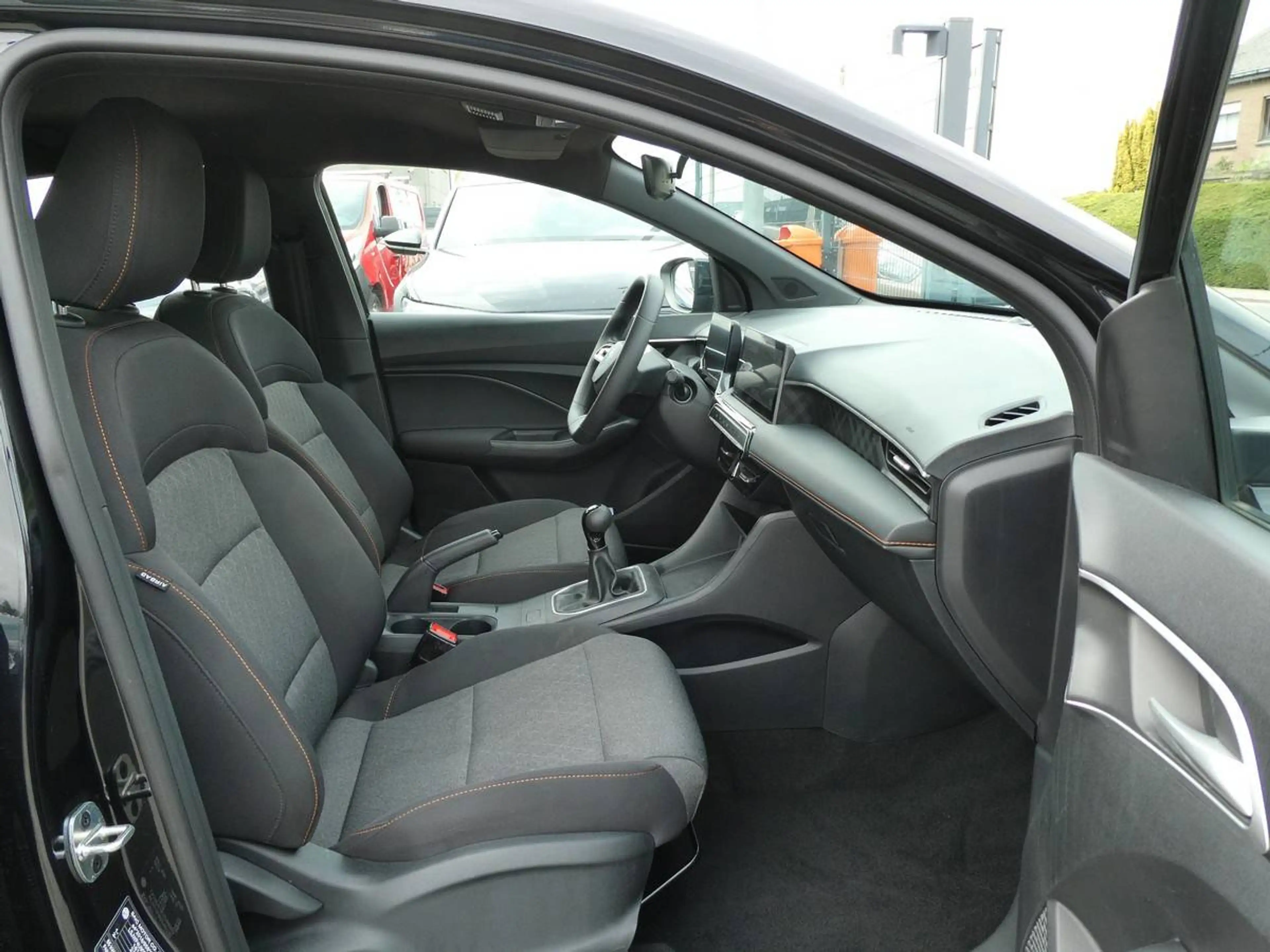 MG MG3 1.5 Hybrid+ 195pk Luxury Luxe 360 Cam BLIS ACC Leder '25 25000km (55752) — photo 8