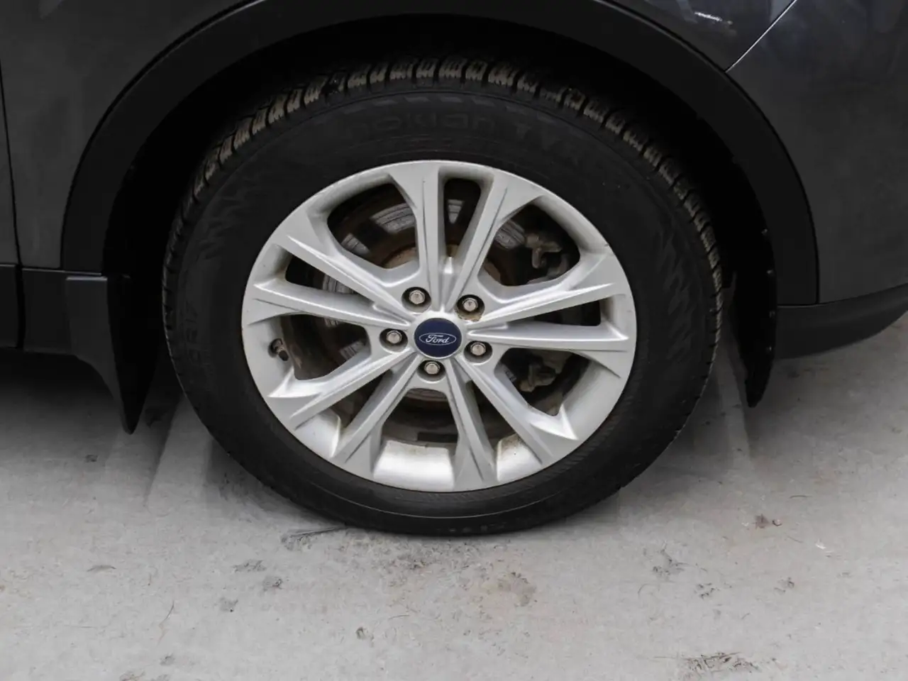 Ford Escape снимка Ford Escape