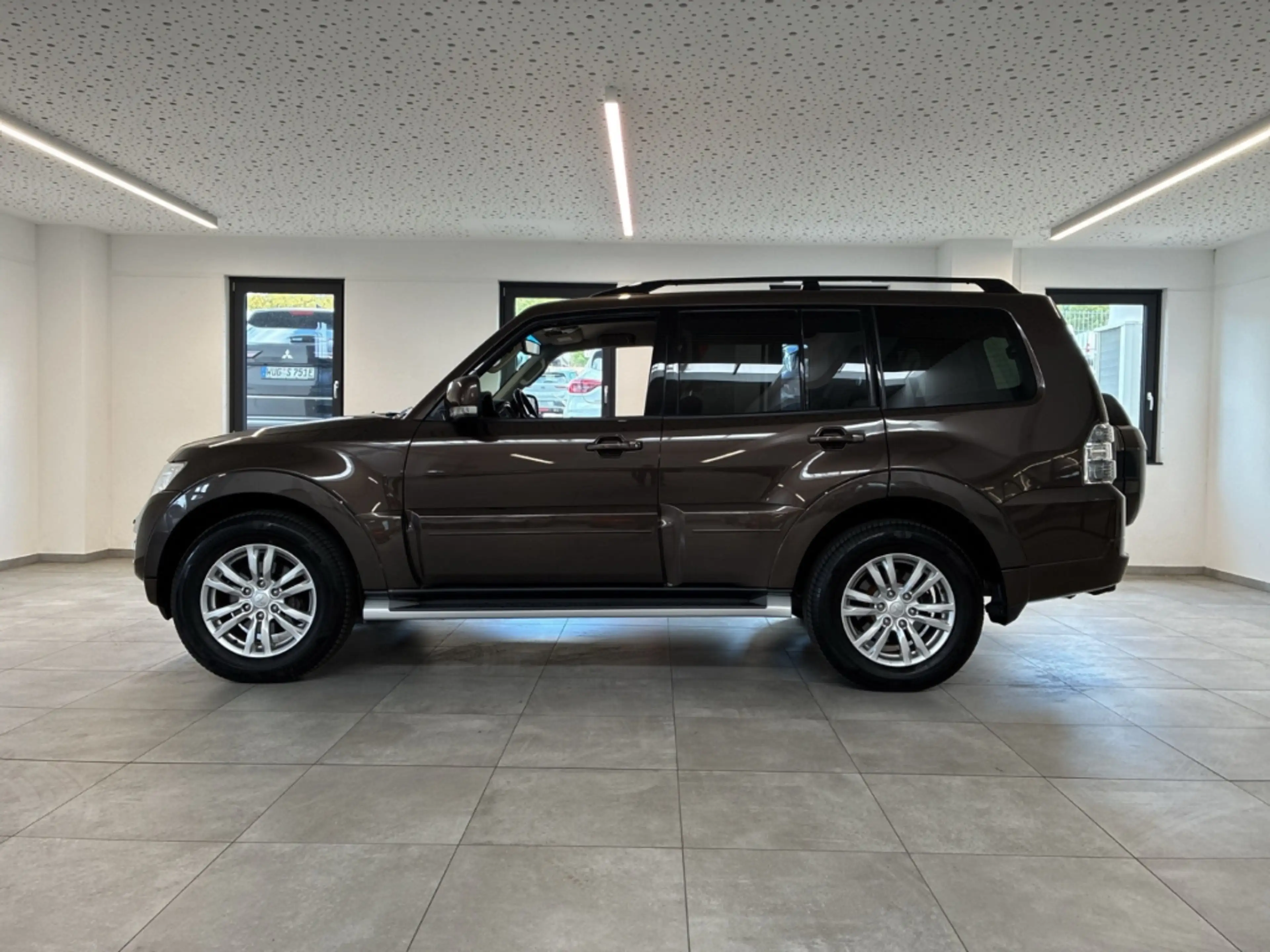 Mitsubishi Pajero 3.2 DI-D Edition 100 Rockford AHK eSitze Shz Kamer — photo 2