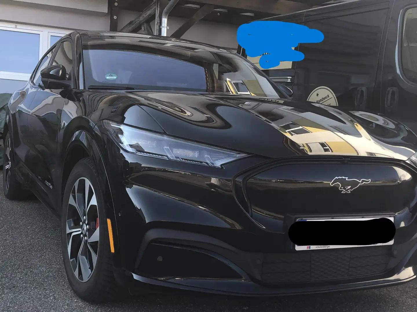Ford Mustang Mach-E Mustang Mach-E AWD  Pano  Neue Batterie . Schwarz - 2