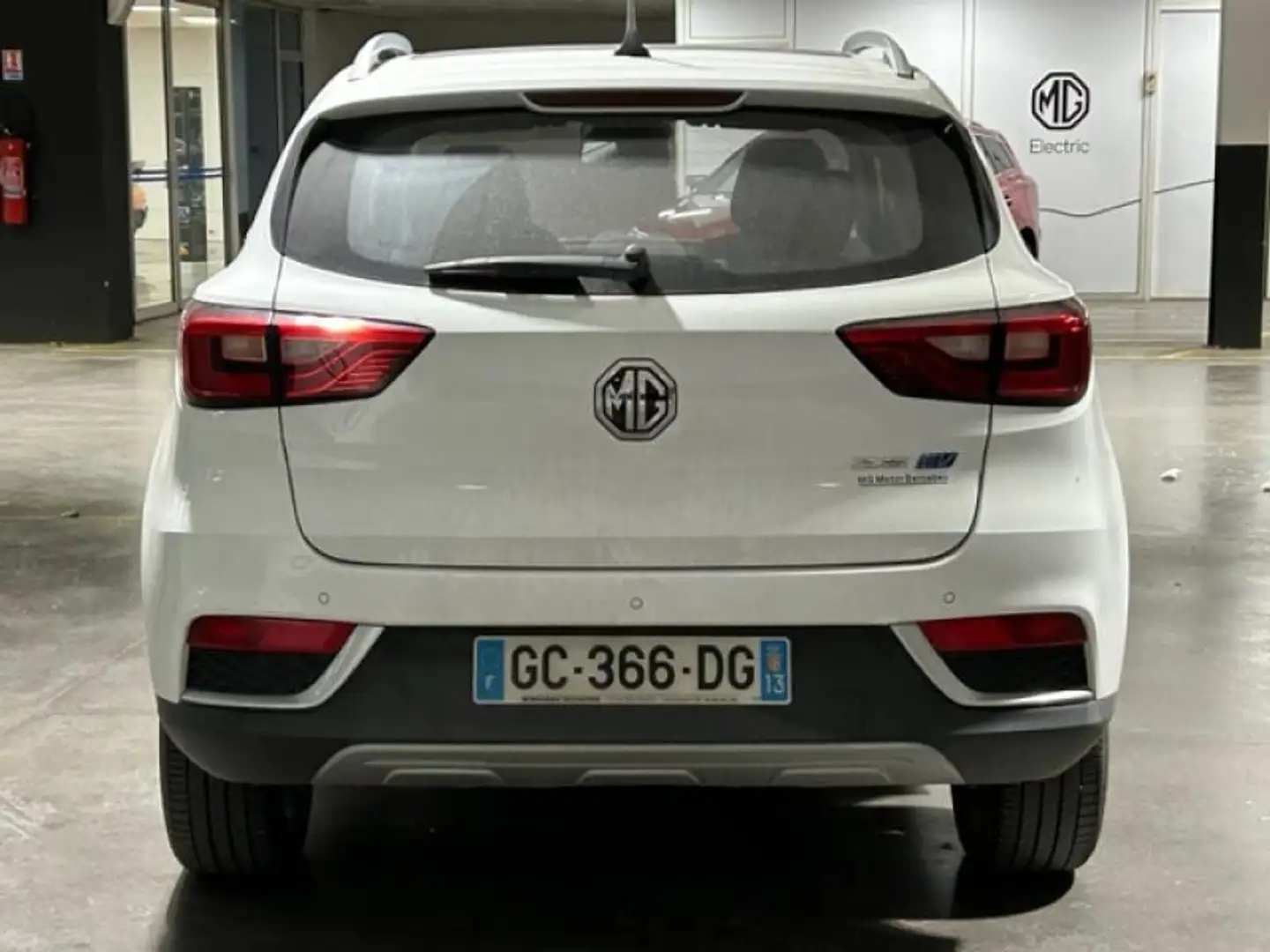 MG ZS EV 143ch Luxury Blanc - 1