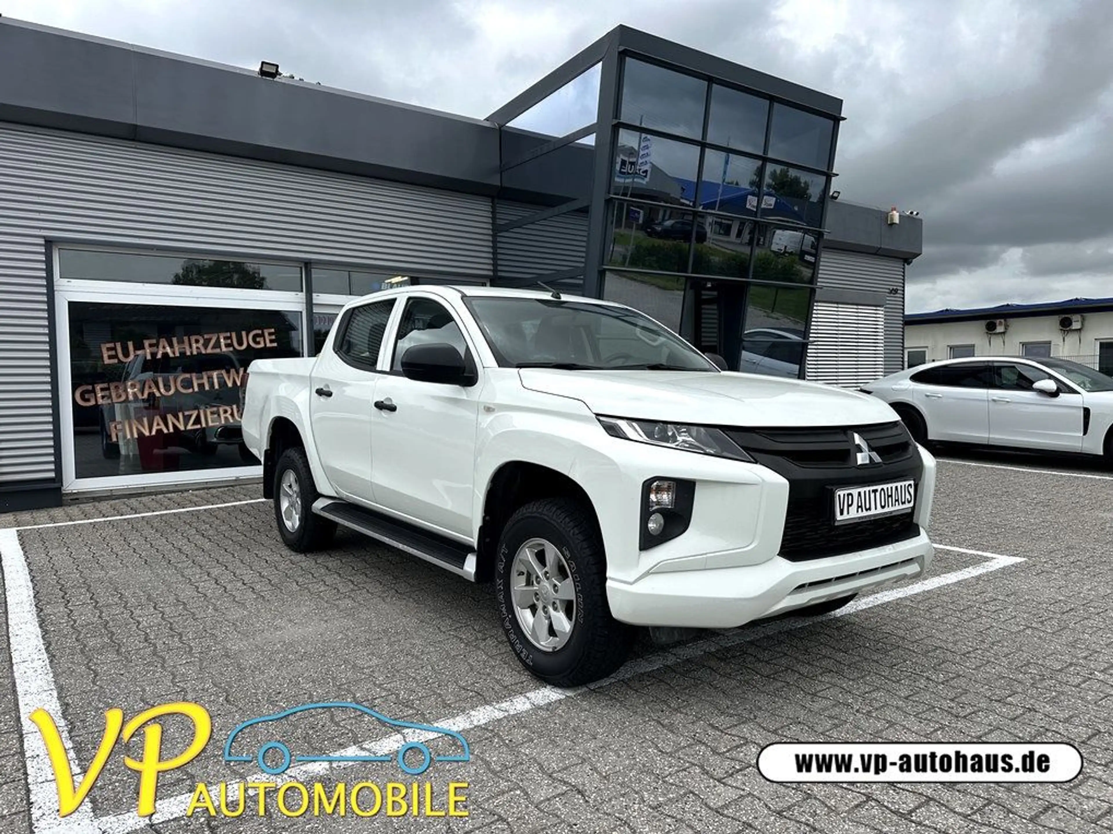 Mitsubishi L200 Basis Doppelkabine 4WD