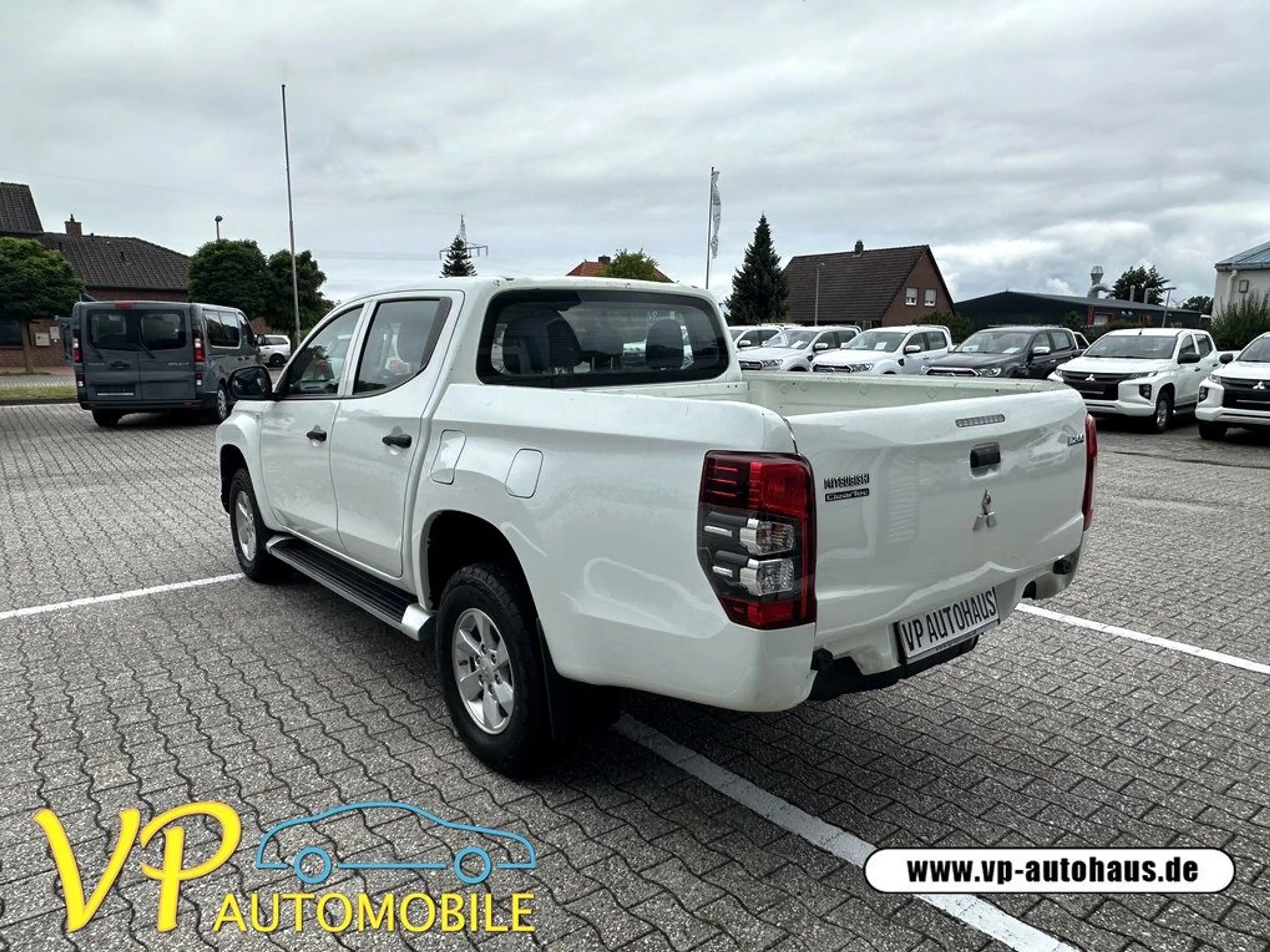 Mitsubishi L200 Basis Doppelkabine 4WD — photo 5
